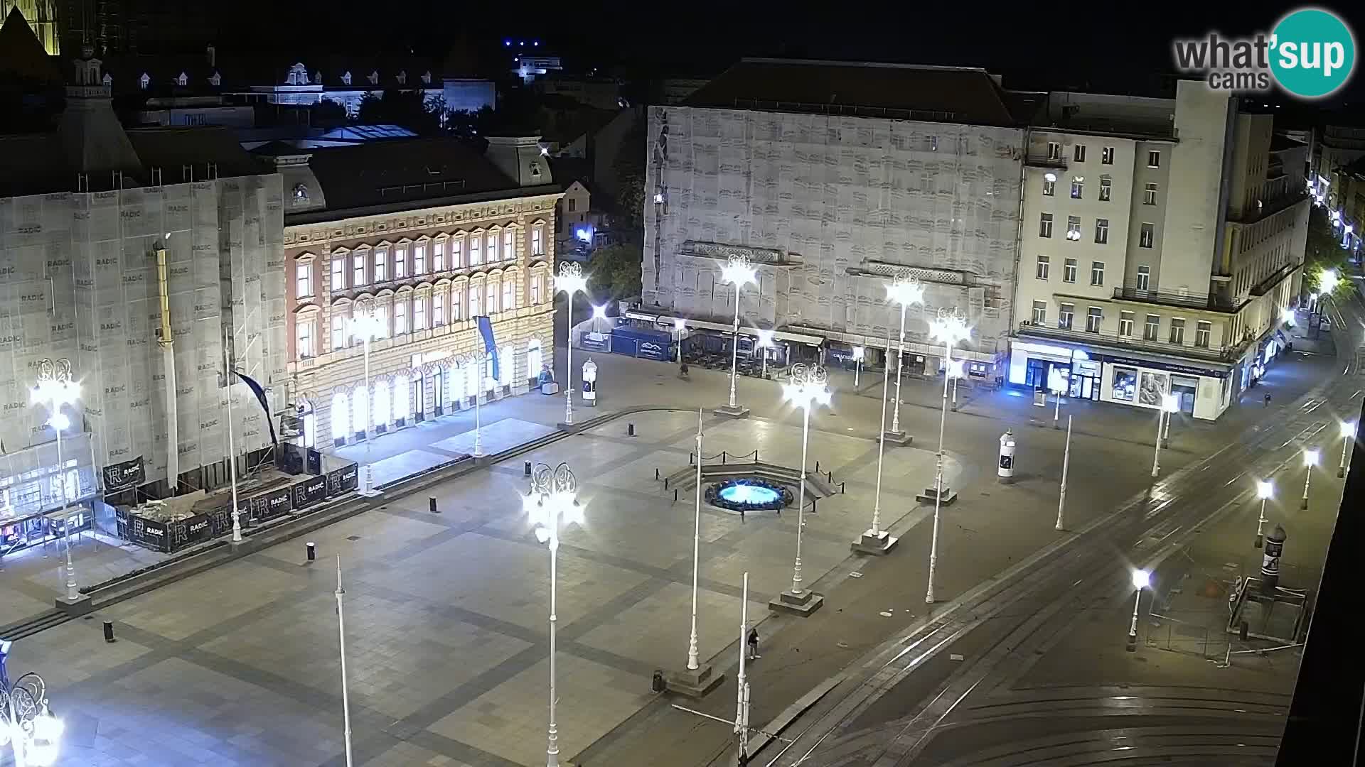 Trg Bana Jelačića web kamera Zagreb – Hotel Dubrovnik