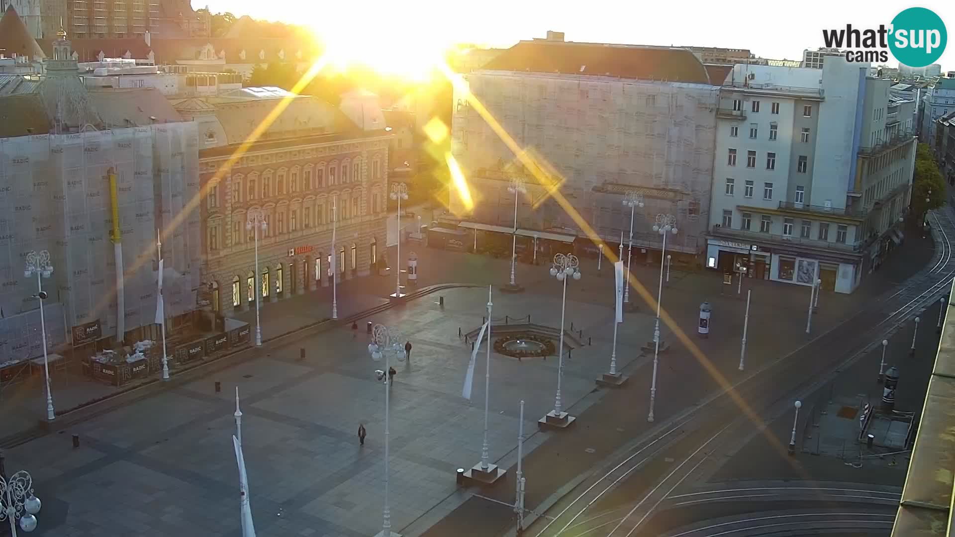 LIVE Webcam Zagreb Hotel Dubrovnik | Ban Jelačić square