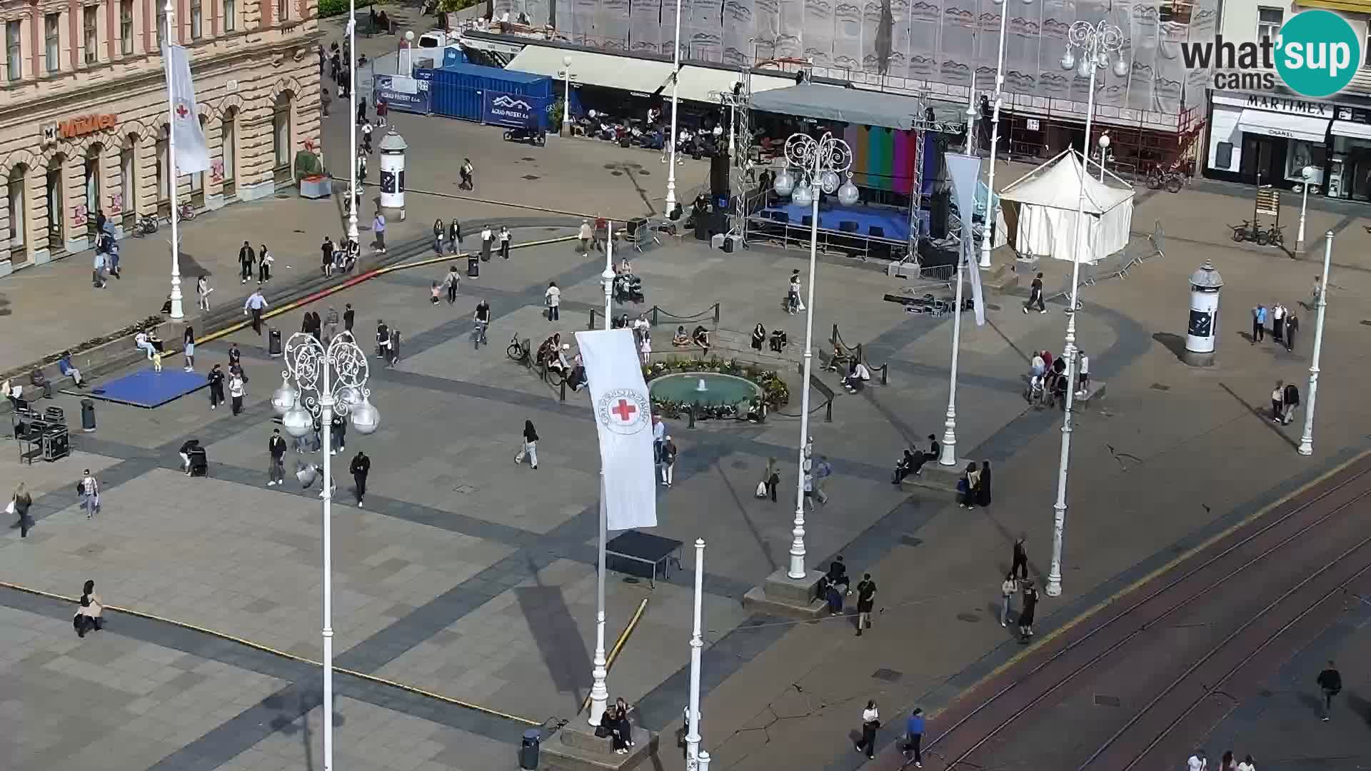 Ban Jelačić Platz  Live webcam Zagreb – Hotel Dubrovnik