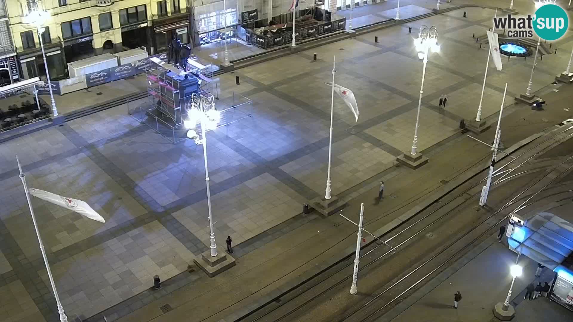 Trg Bana Jelačića web kamera Zagreb – Hotel Dubrovnik