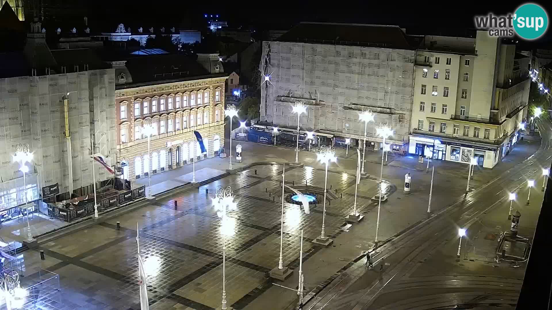 Trg Bana Jelačića web kamera Zagreb – Hotel Dubrovnik