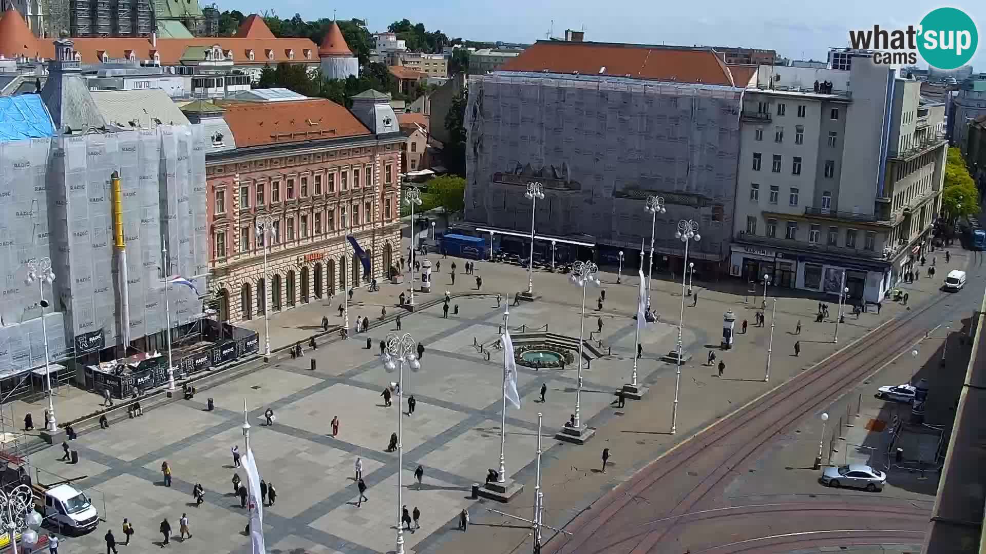 Trg Bana Jelačića v živo Zagreb – Hotel Dubrovnik