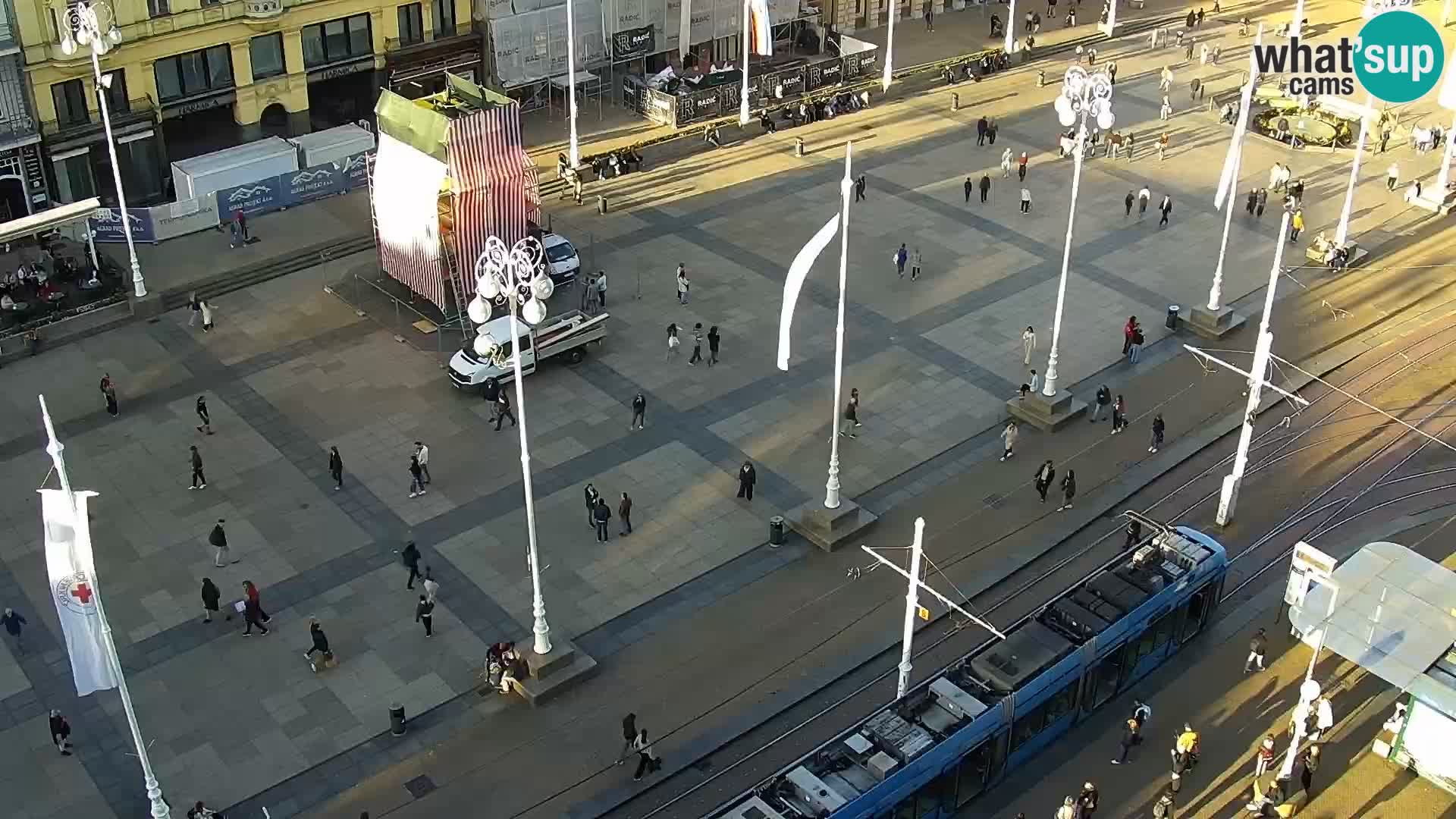 Ban Jelačić Platz  Live webcam Zagreb – Hotel Dubrovnik