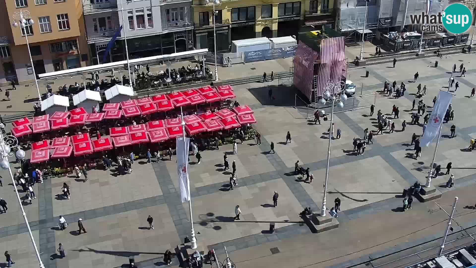 Trg Bana Jelačića v živo Zagreb – Hotel Dubrovnik