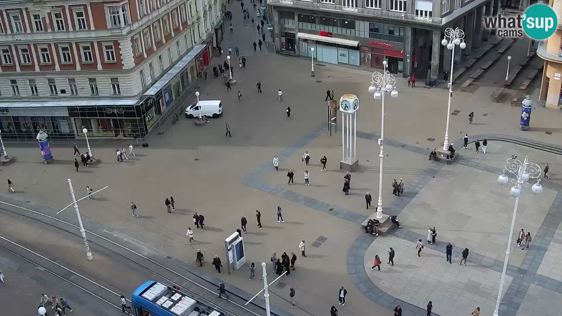 Trg Bana Jelačića v živo Zagreb – Hotel Dubrovnik