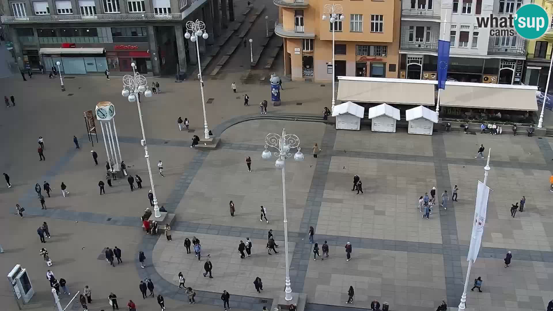 Trg Bana Jelačića v živo Zagreb – Hotel Dubrovnik
