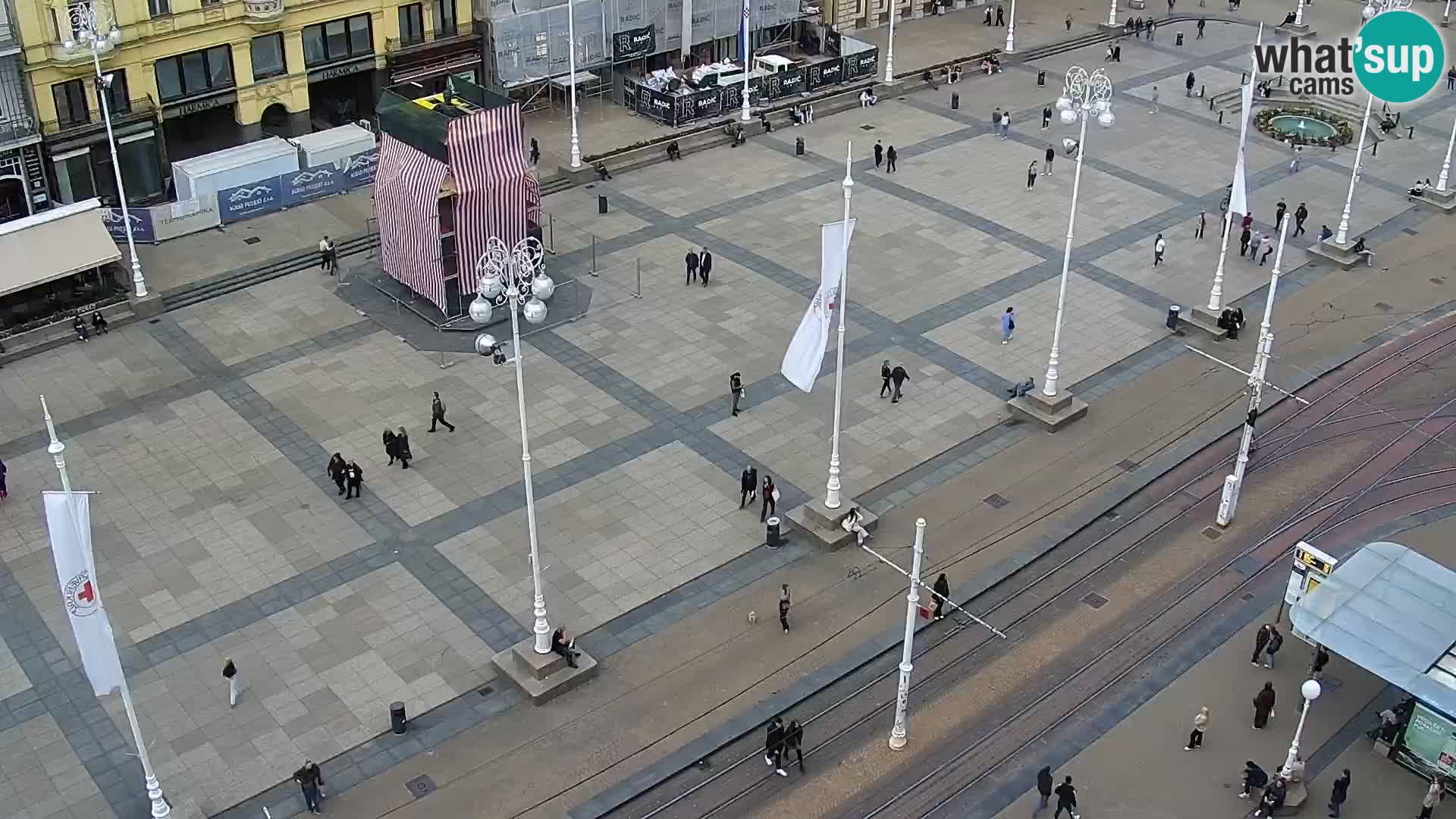 Ban Jelačić live cam Zagreb – Hotel Dubrovnik