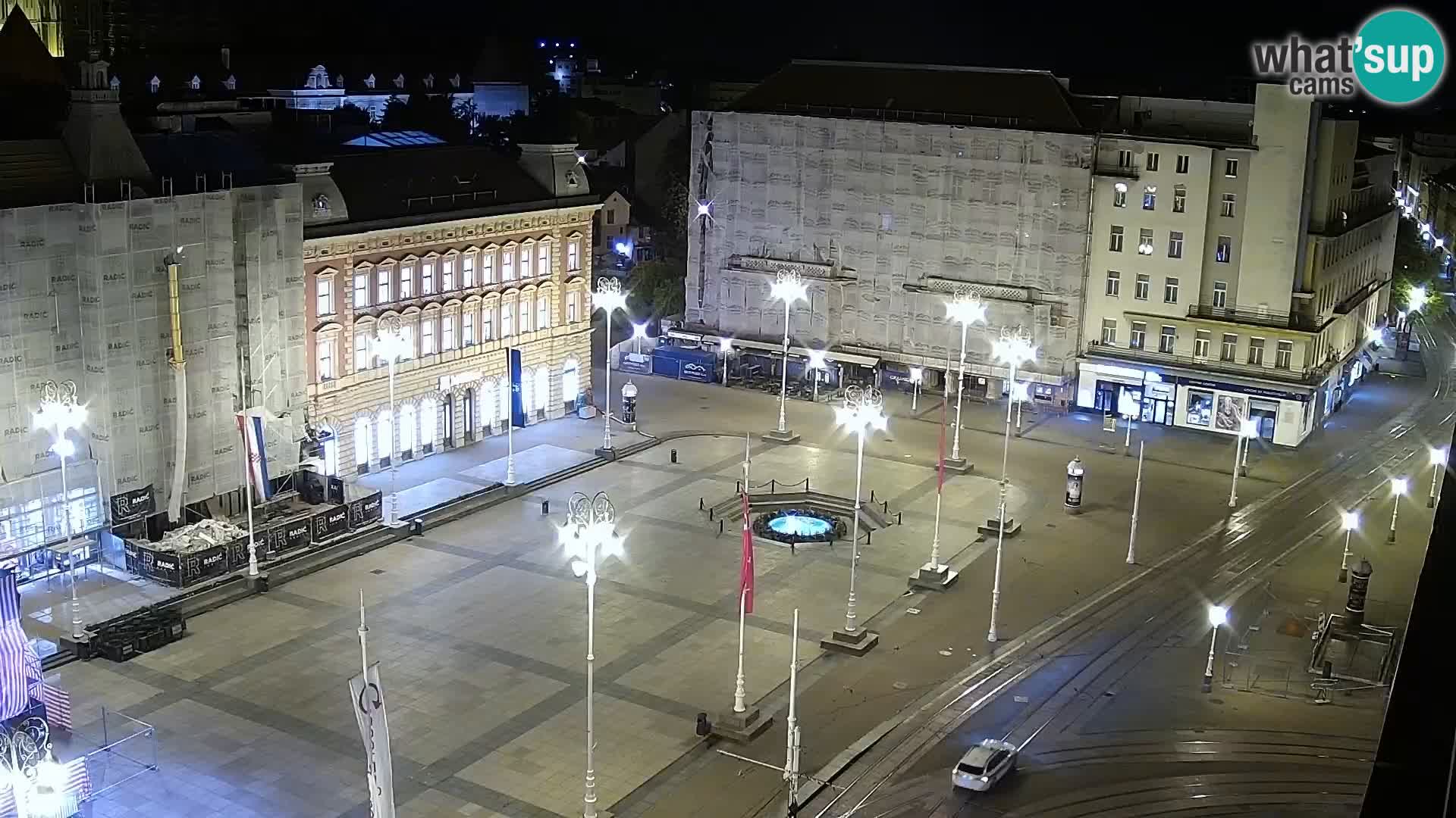 Trg Bana Jelačića web kamera Zagreb – Hotel Dubrovnik