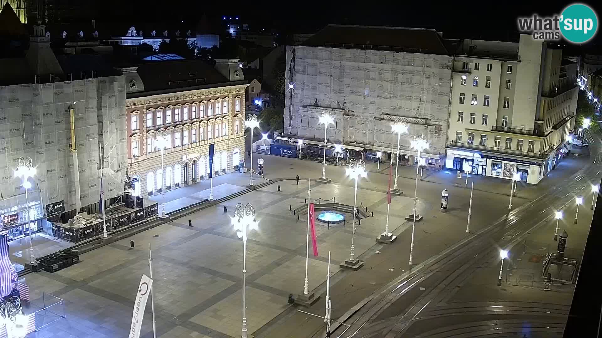 Trg Bana Jelačića v živo Zagreb – Hotel Dubrovnik