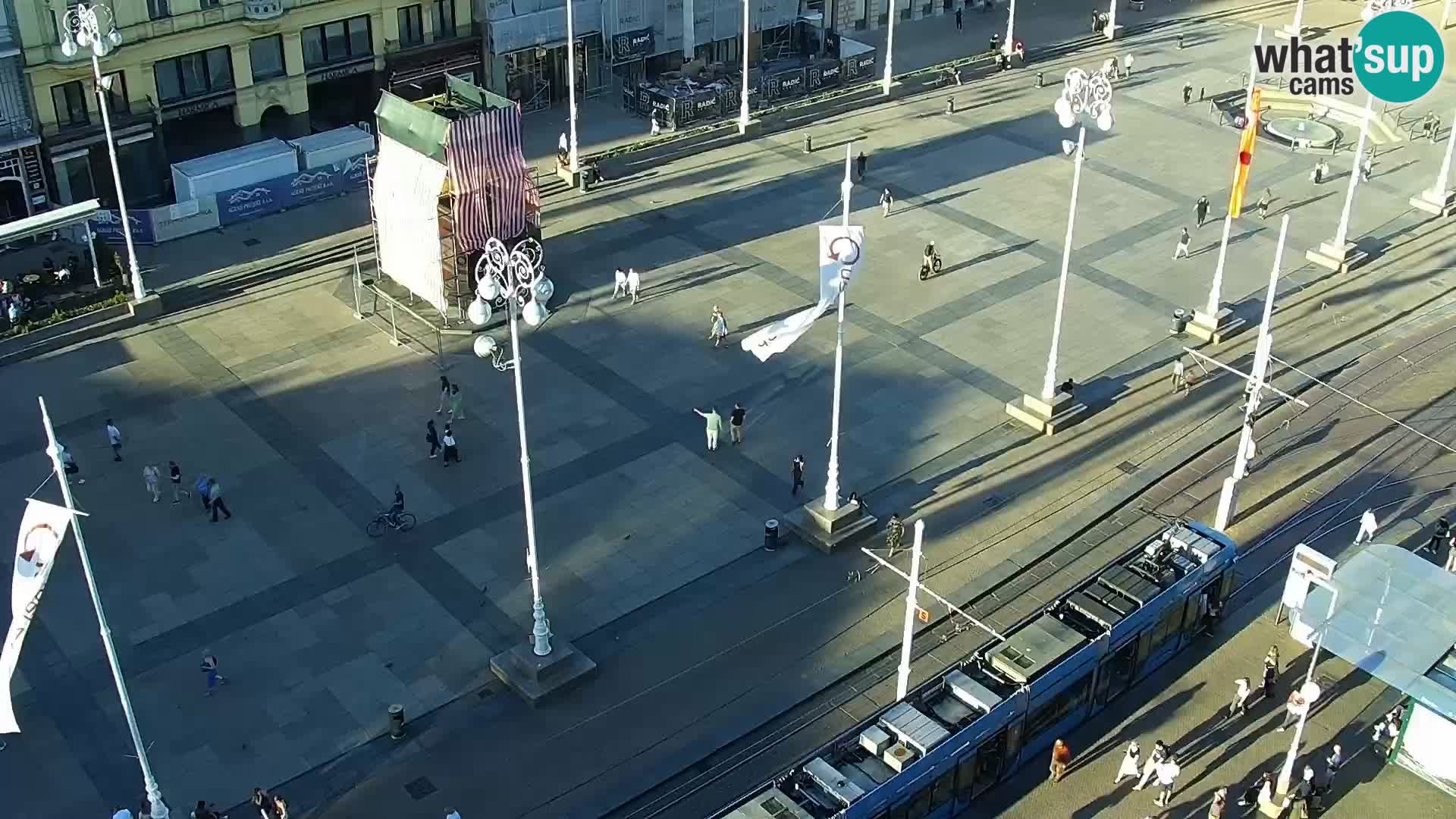 Piazza Ban Jelačić livecam Zagreb – Hotel Dubrovnik