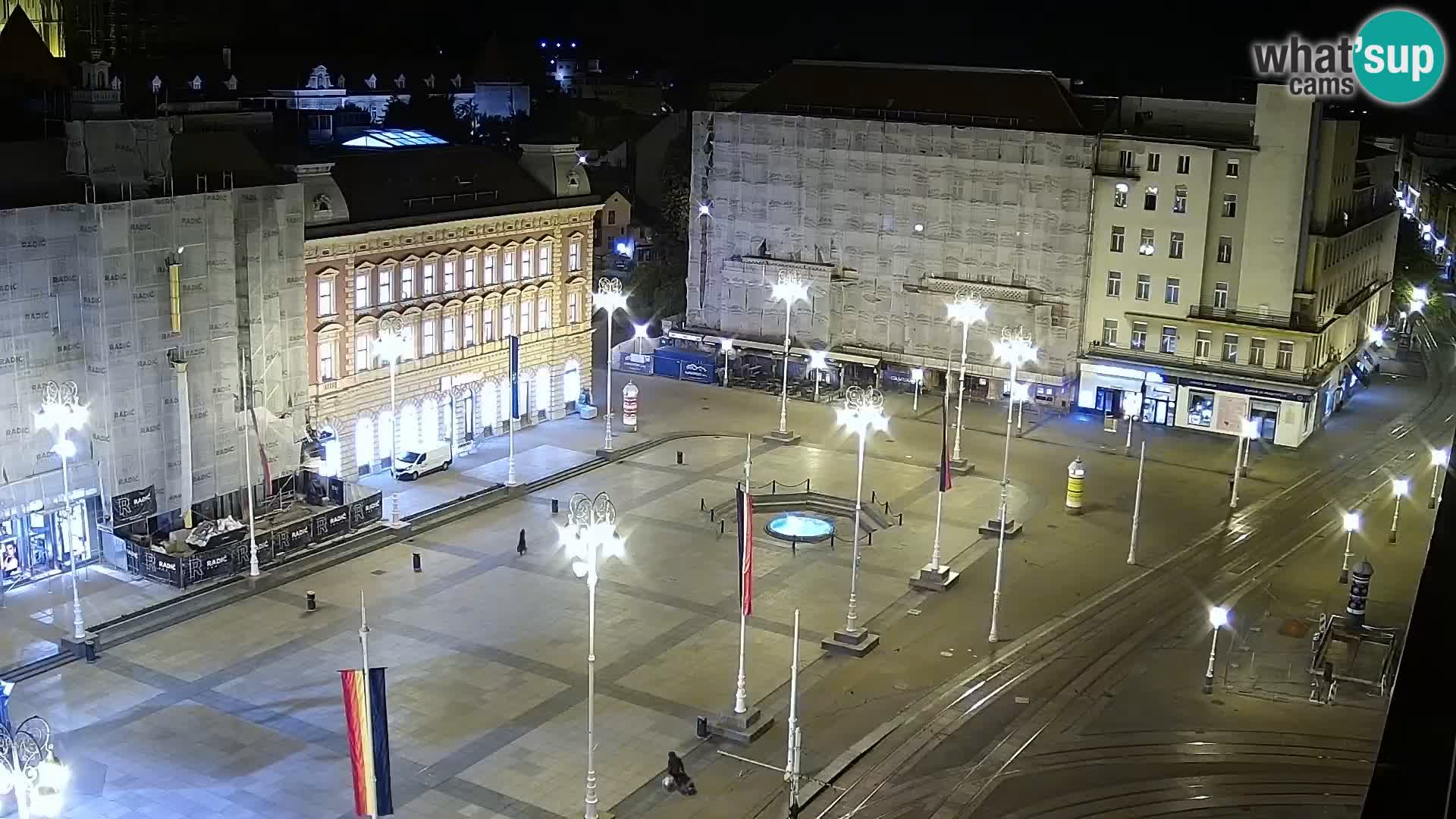 Trg Bana Jelačića web kamera Zagreb – Hotel Dubrovnik