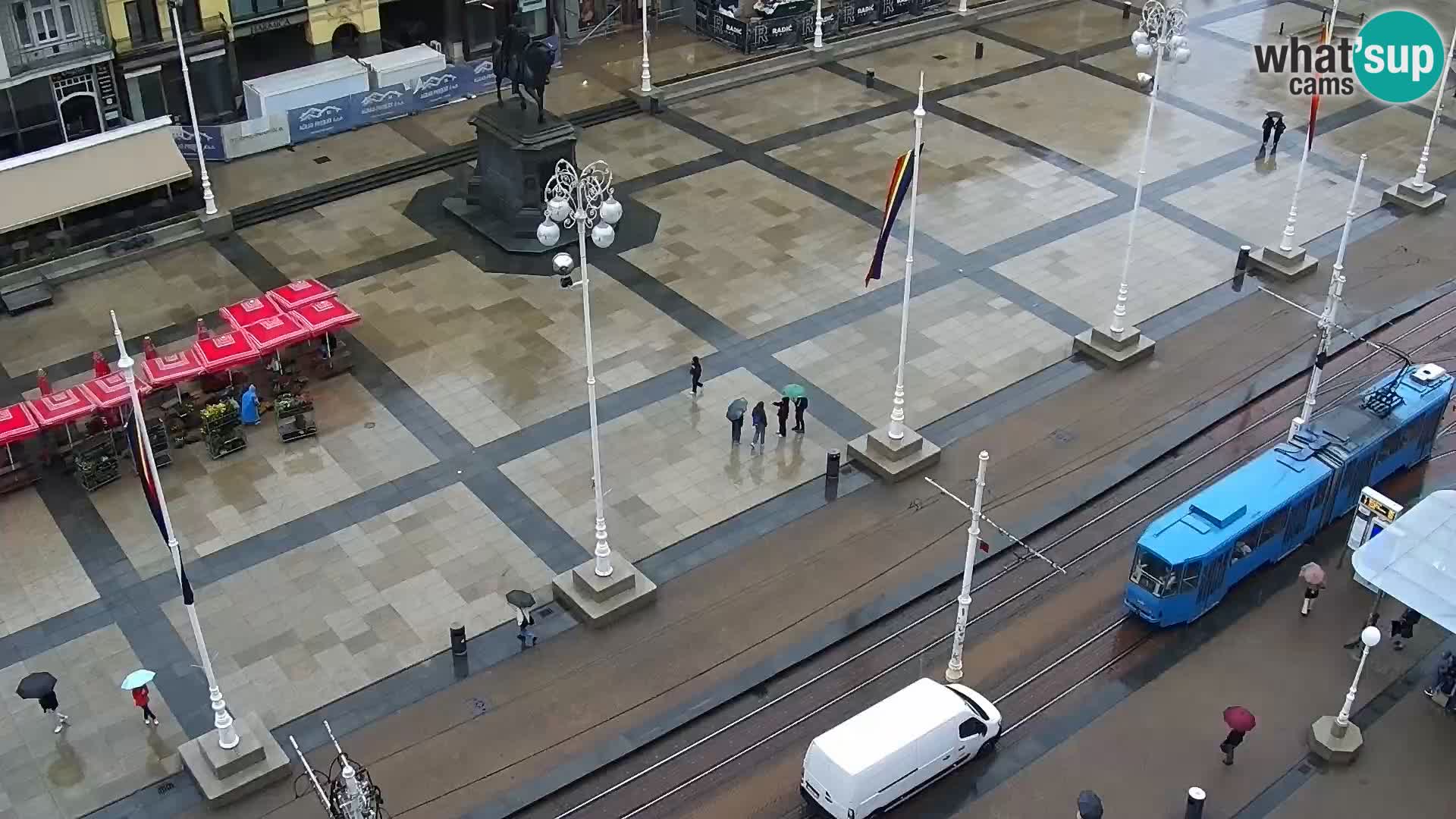 Trg Bana Jelačića v živo Zagreb – Hotel Dubrovnik