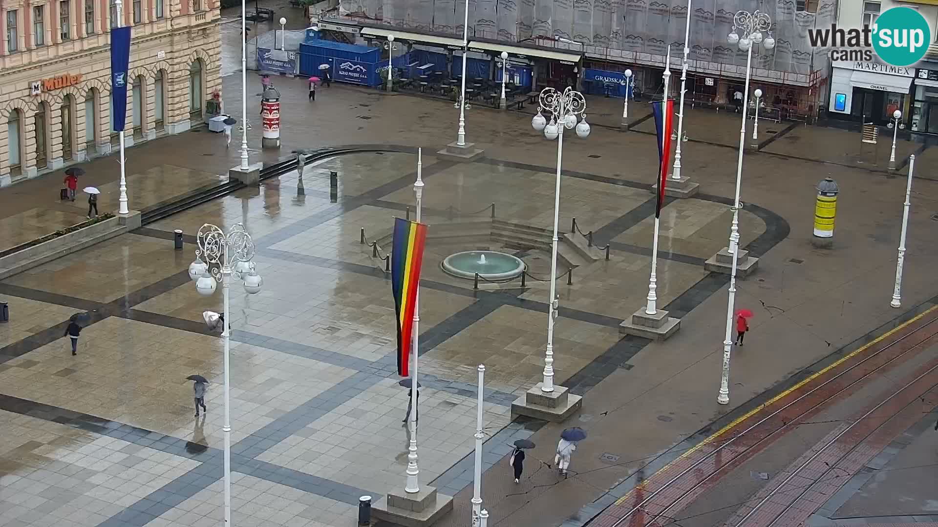 Trg Bana Jelačića v živo Zagreb – Hotel Dubrovnik