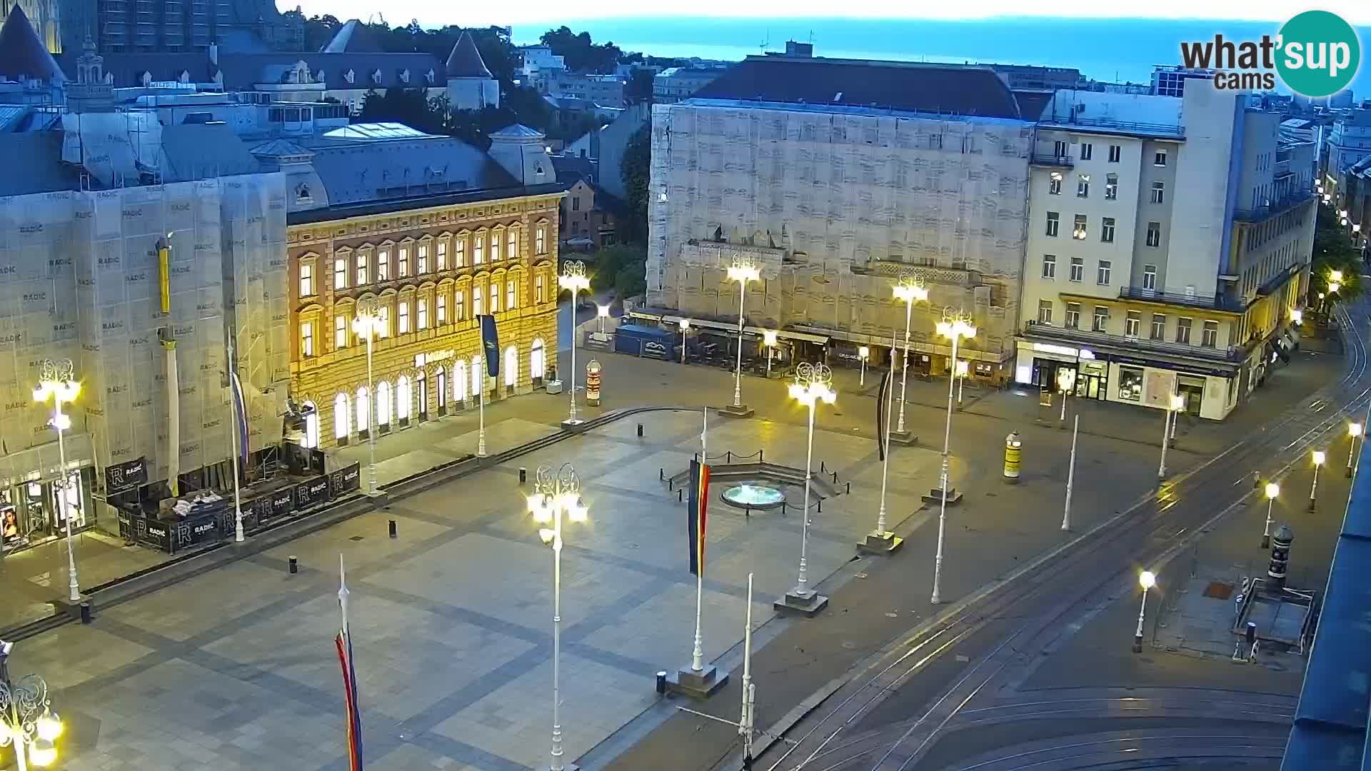 Piazza Ban Jelačić livecam Zagreb – Hotel Dubrovnik