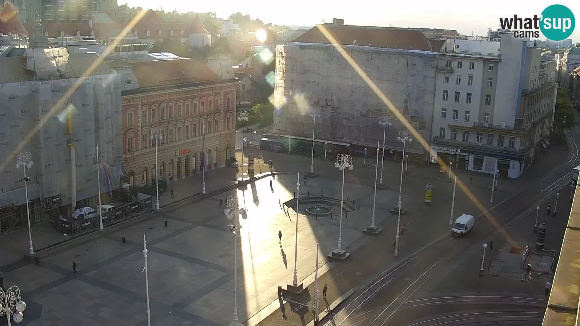 LIVE Webcam Zagreb Hotel Dubrovnik | Ban Jelačić square