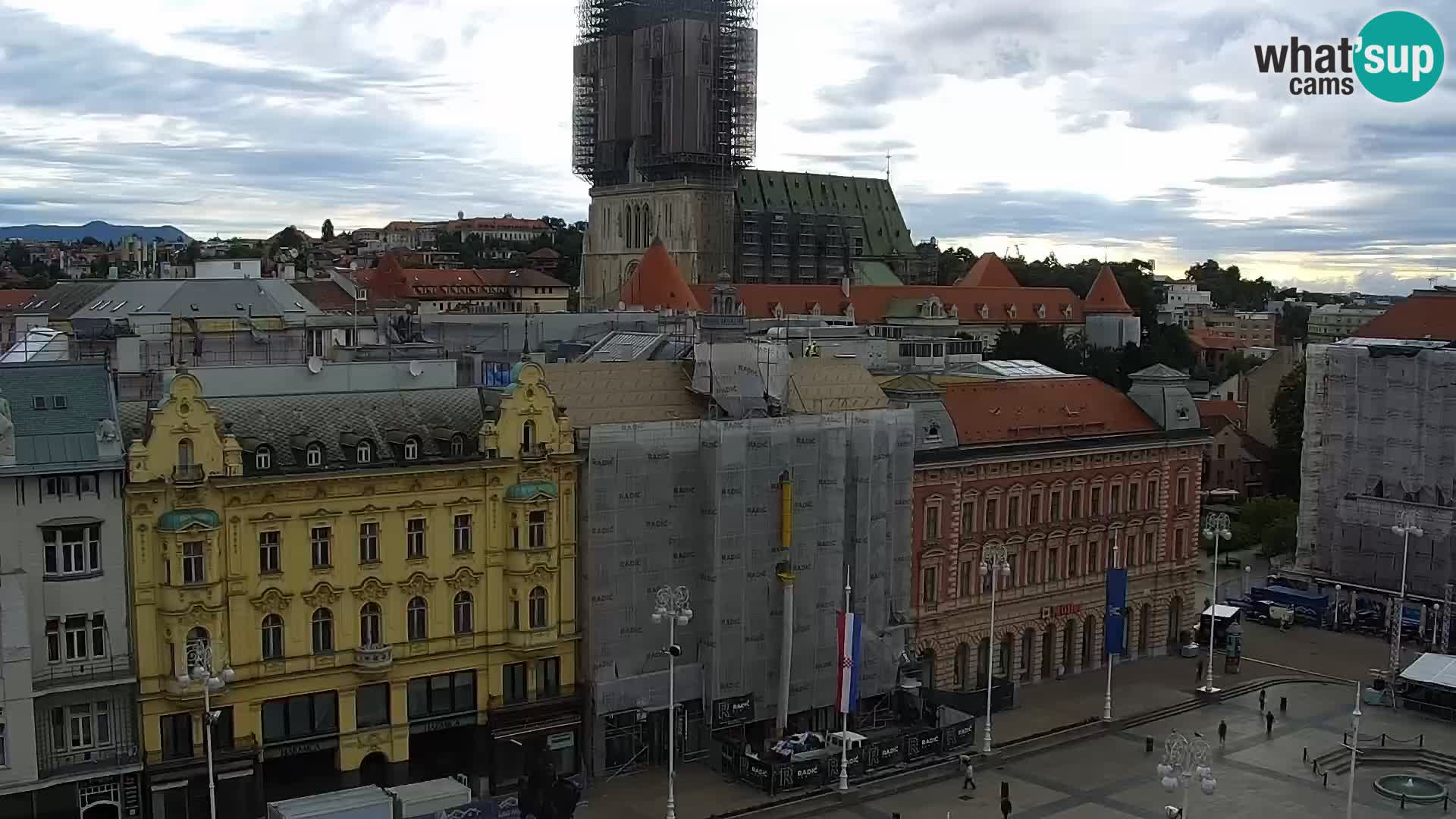 Ban Jelačić Platz  Live webcam Zagreb – Hotel Dubrovnik