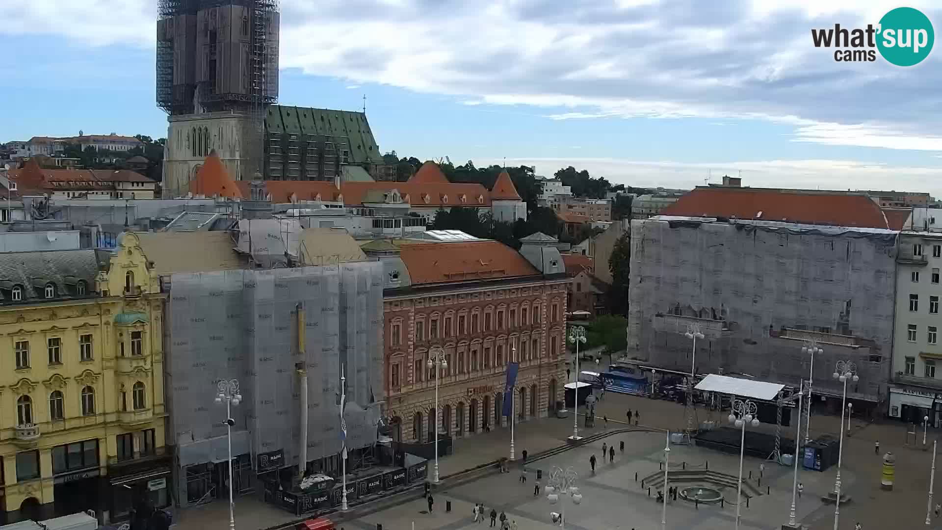 Trg Bana Jelačića web kamera Zagreb – Hotel Dubrovnik