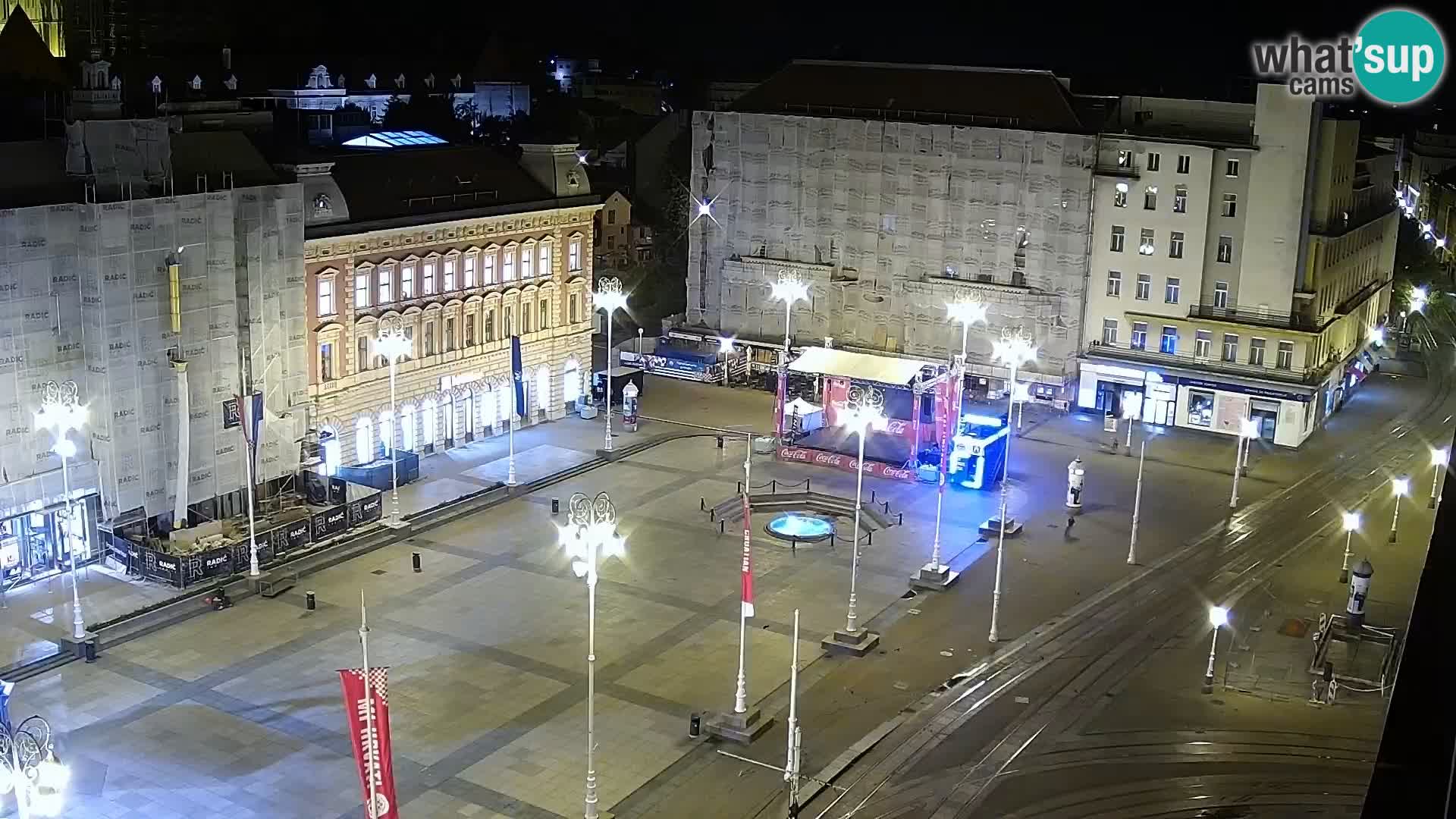 Trg Bana Jelačića web kamera Zagreb – Hotel Dubrovnik