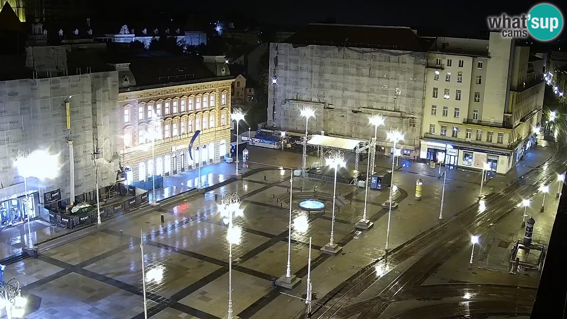 Trg Bana Jelačića v živo Zagreb – Hotel Dubrovnik