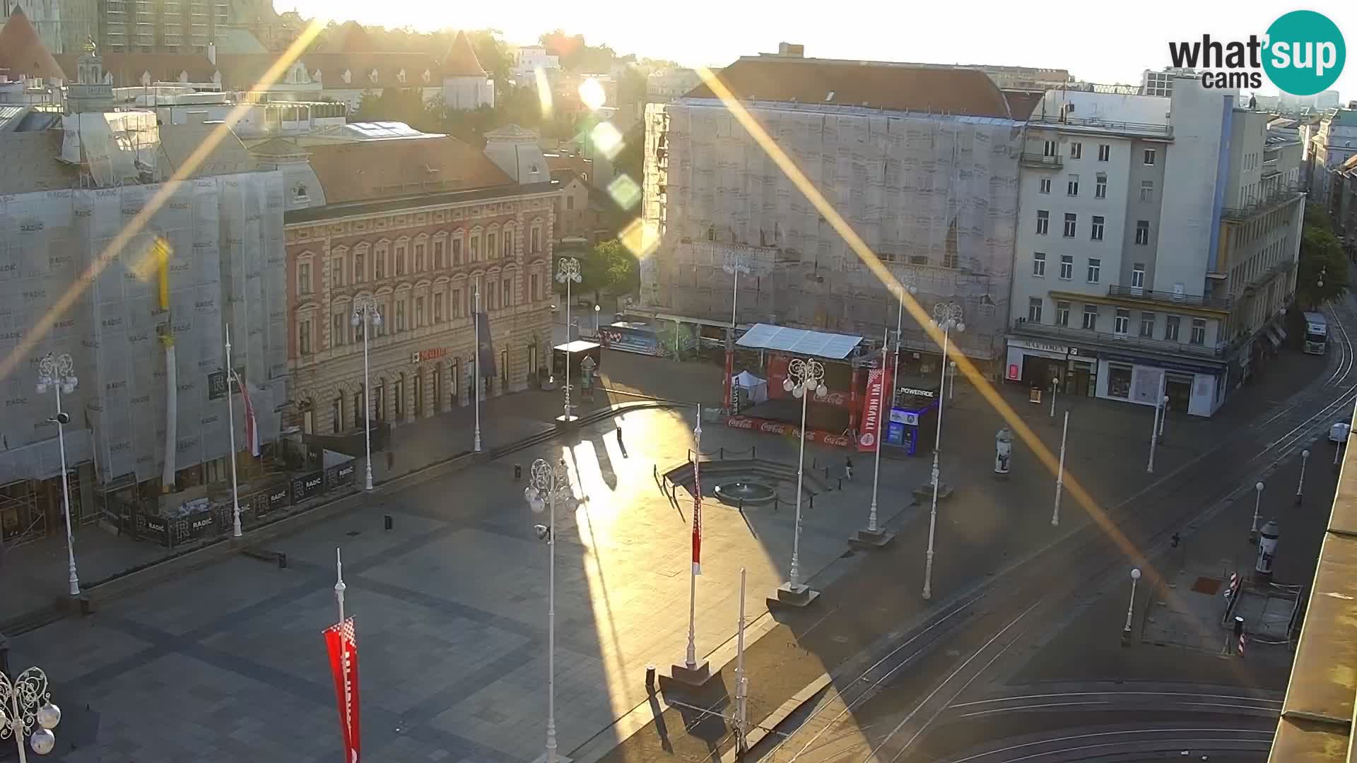LIVE Webcam Zagreb Hotel Dubrovnik | Ban Jelačić square