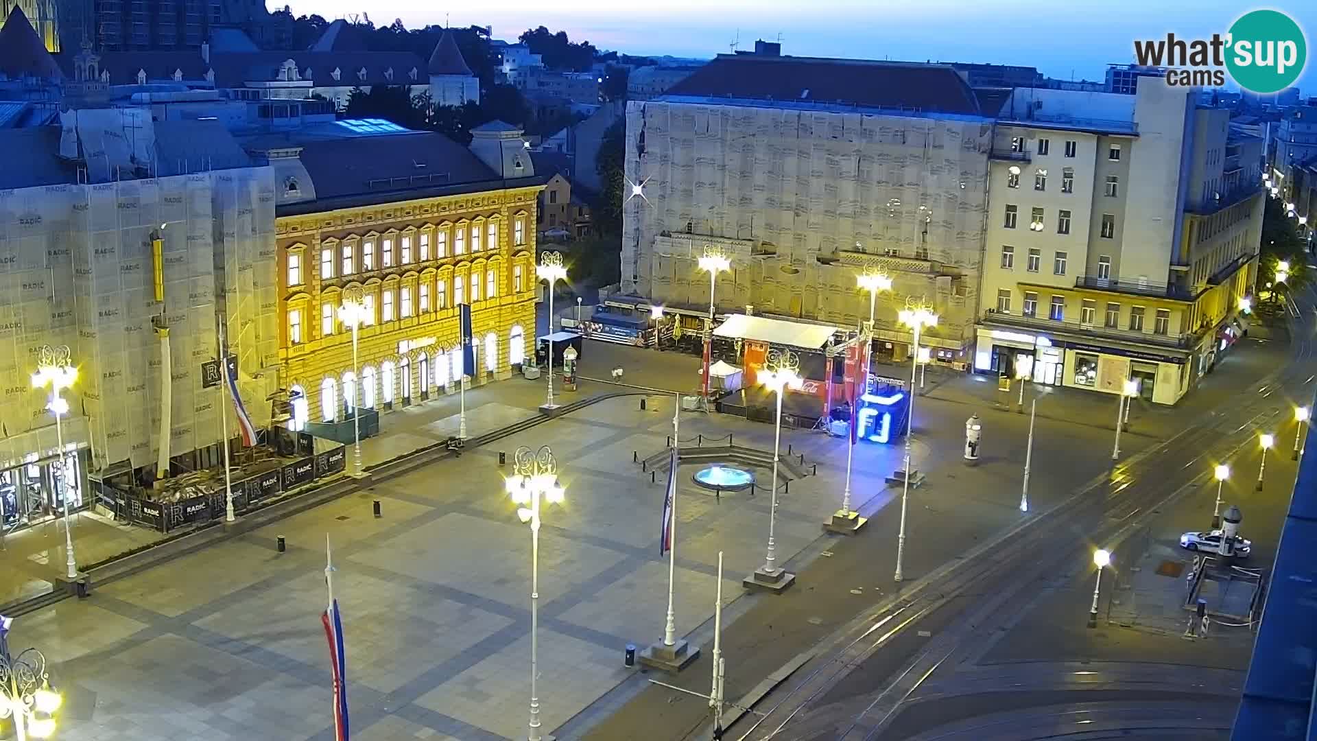 Trg Bana Jelačića web kamera Zagreb – Hotel Dubrovnik