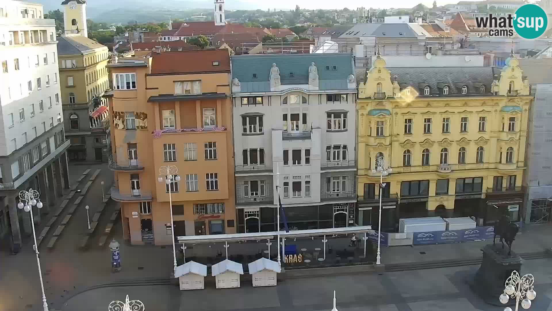 Trg Bana Jelačića web kamera Zagreb – Hotel Dubrovnik