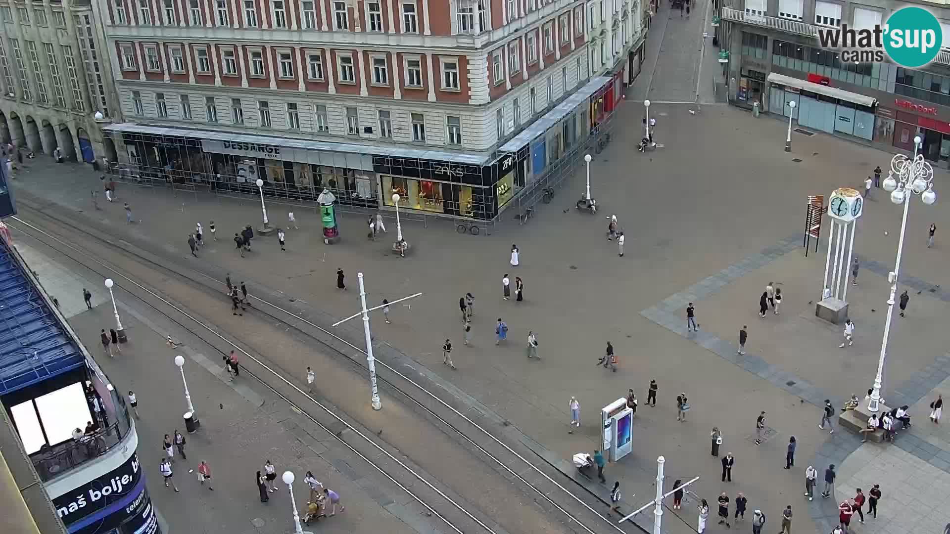 Ban Jelačić Platz  Live webcam Zagreb – Hotel Dubrovnik