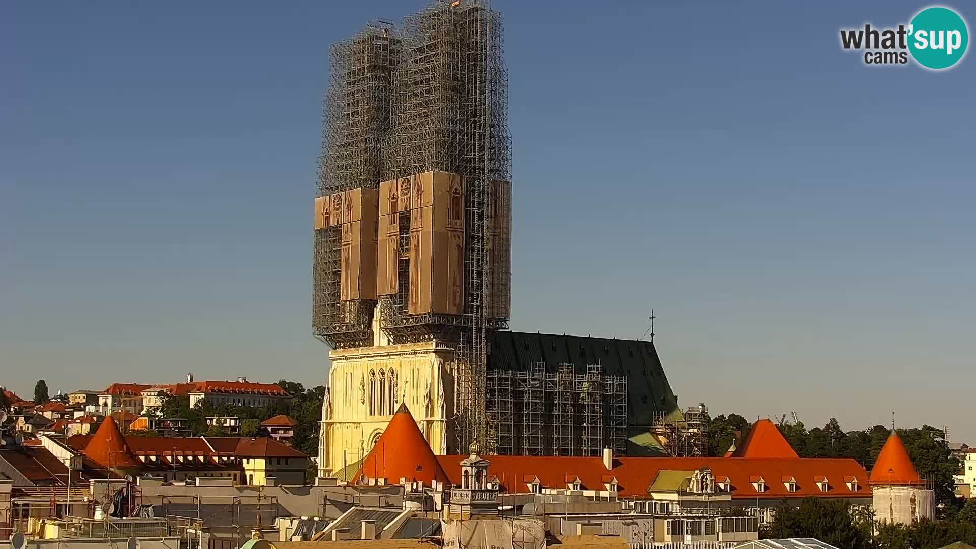Trg Bana Jelačića v živo Zagreb – Hotel Dubrovnik