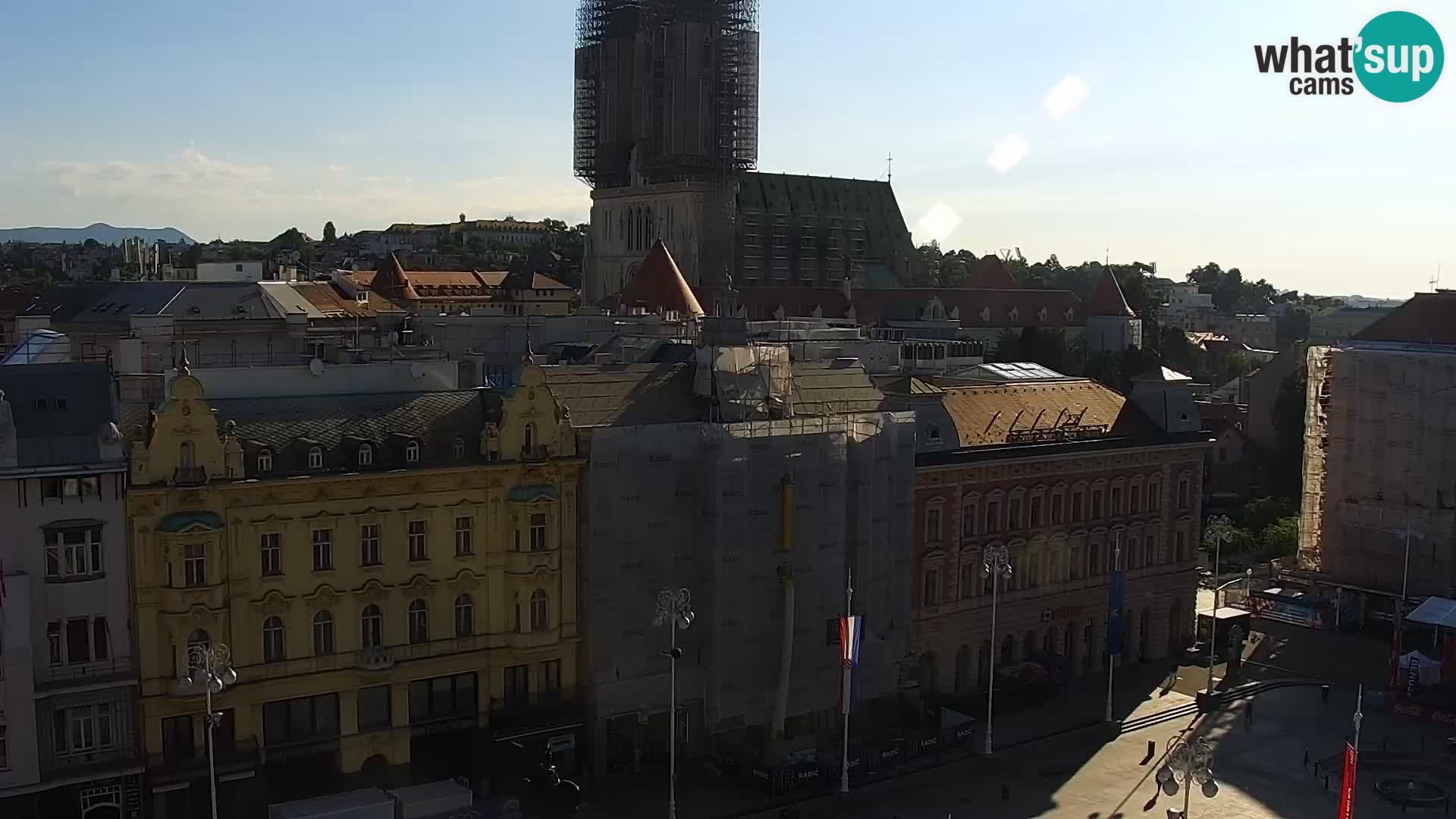 Ban Jelačić live cam Zagreb – Hotel Dubrovnik