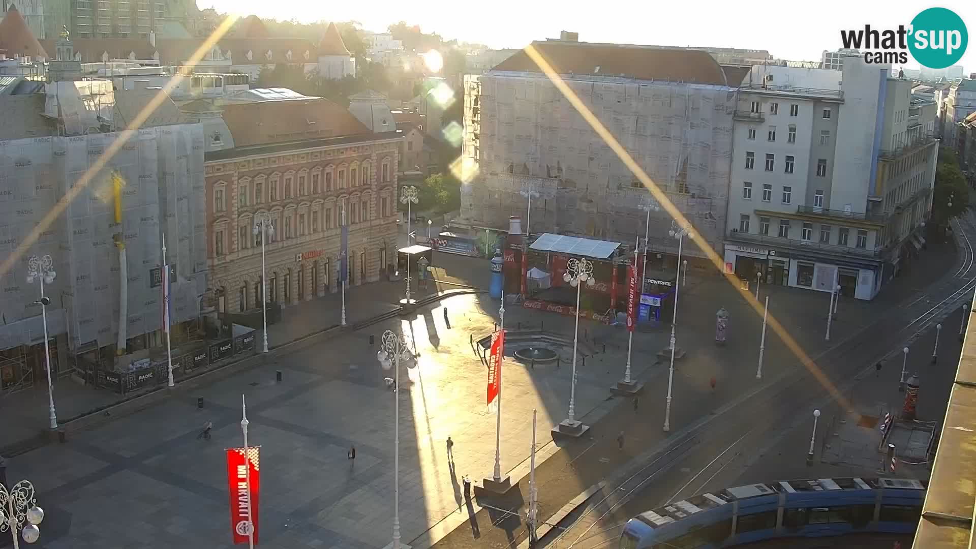 Piazza Ban Jelačić livecam Zagreb – Hotel Dubrovnik