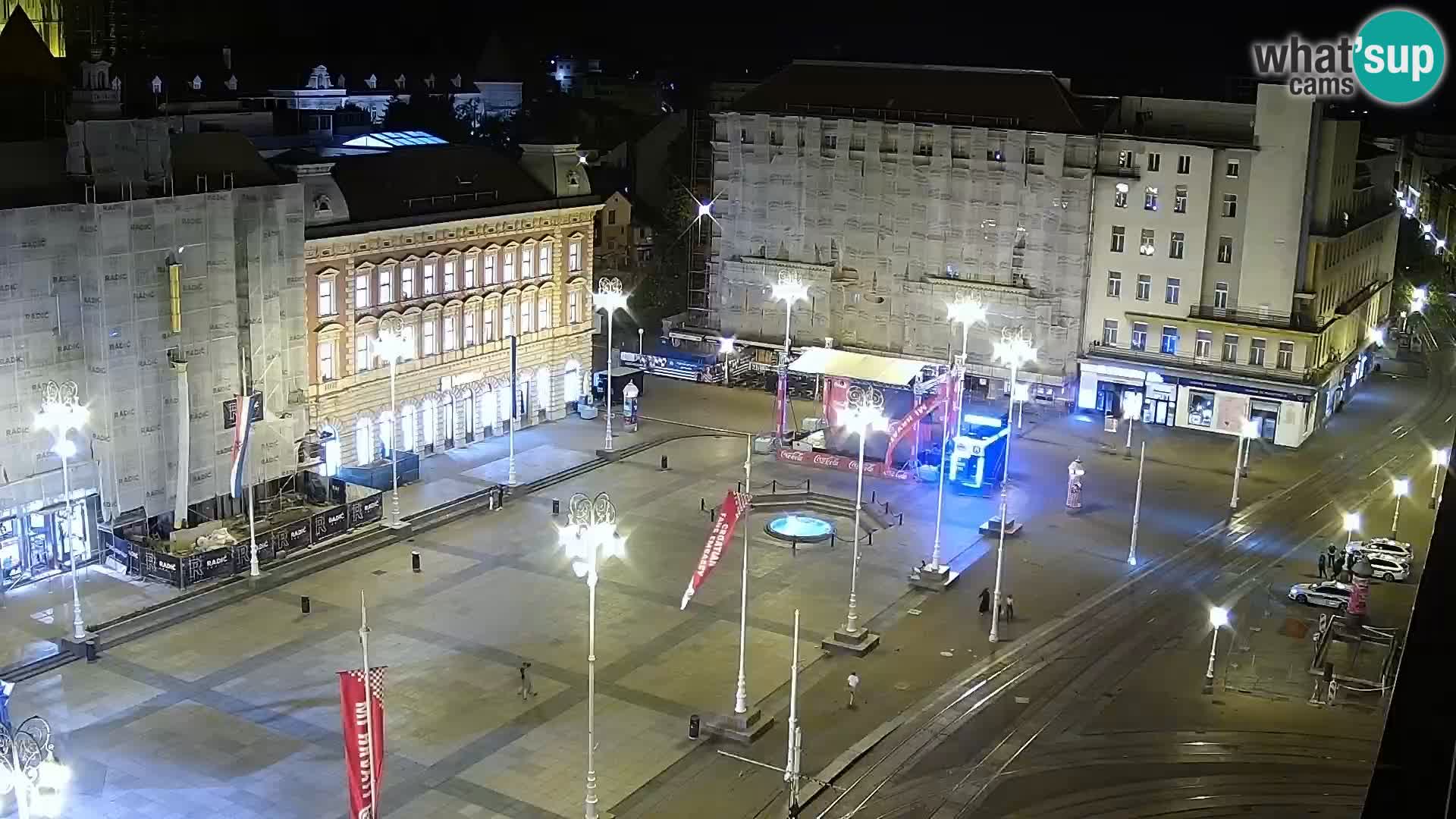 Trg Bana Jelačića web kamera Zagreb – Hotel Dubrovnik