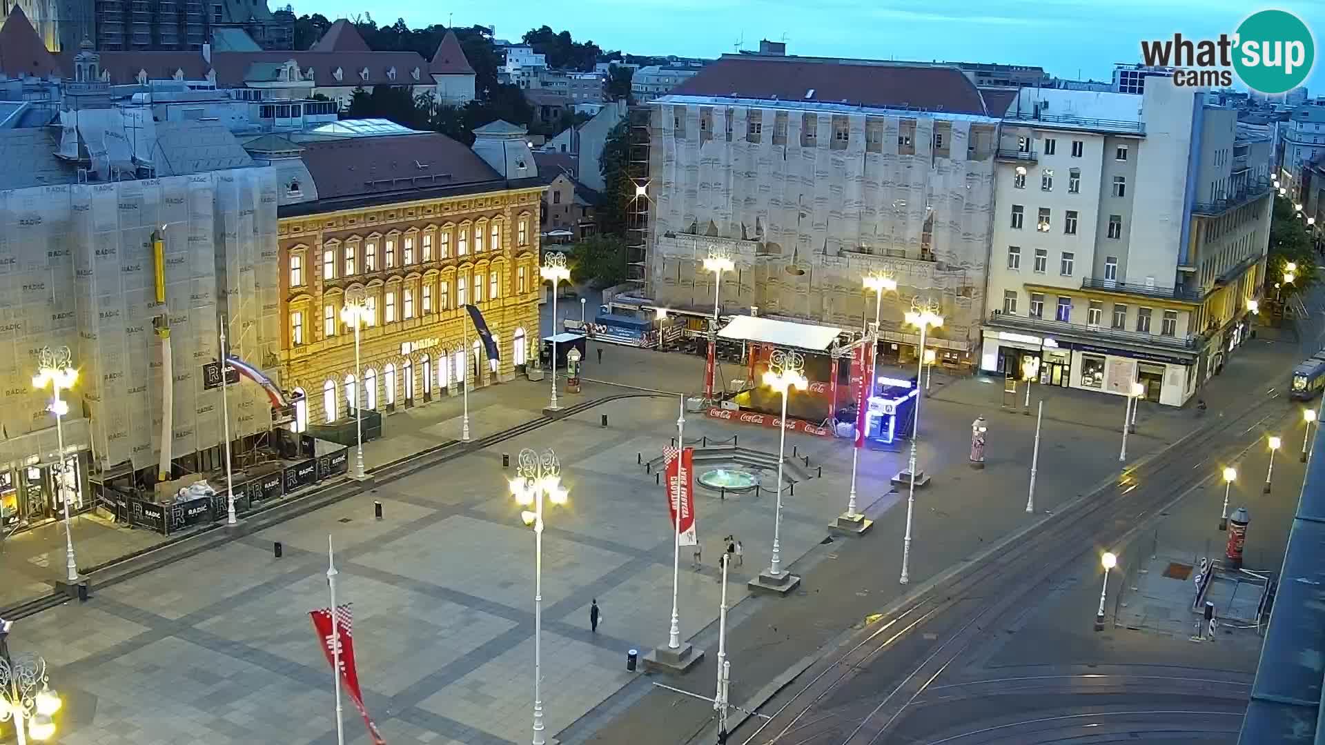 Piazza Ban Jelačić livecam Zagreb – Hotel Dubrovnik