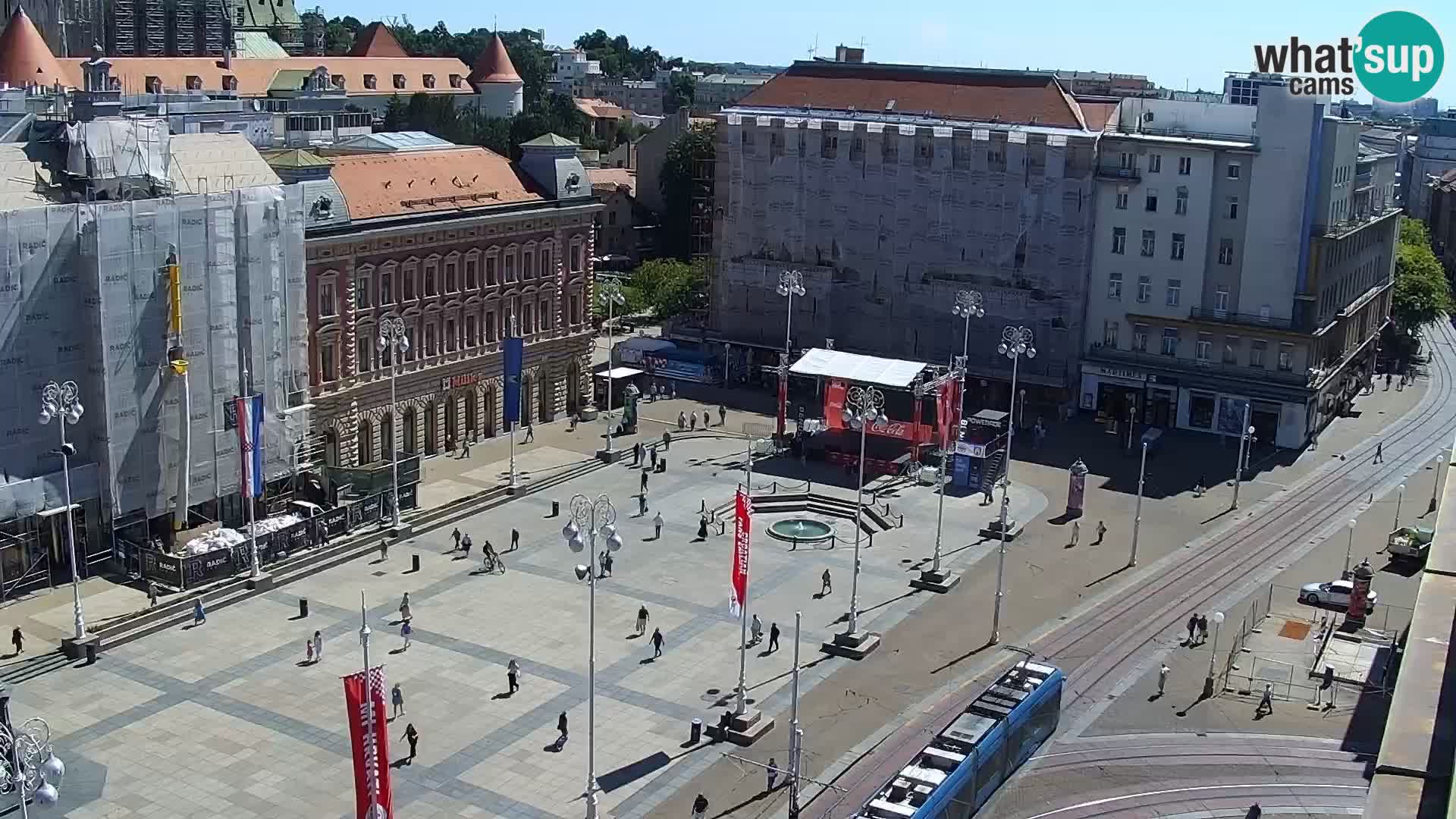 Trg Bana Jelačića web kamera Zagreb – Hotel Dubrovnik