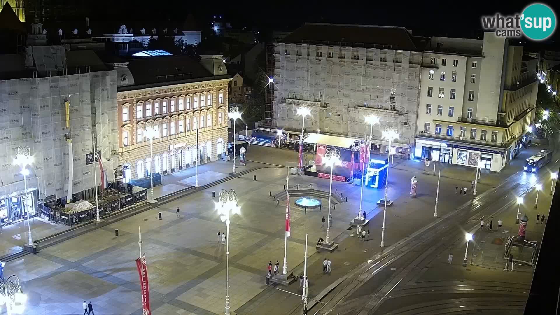 Trg Bana Jelačića web kamera Zagreb – Hotel Dubrovnik