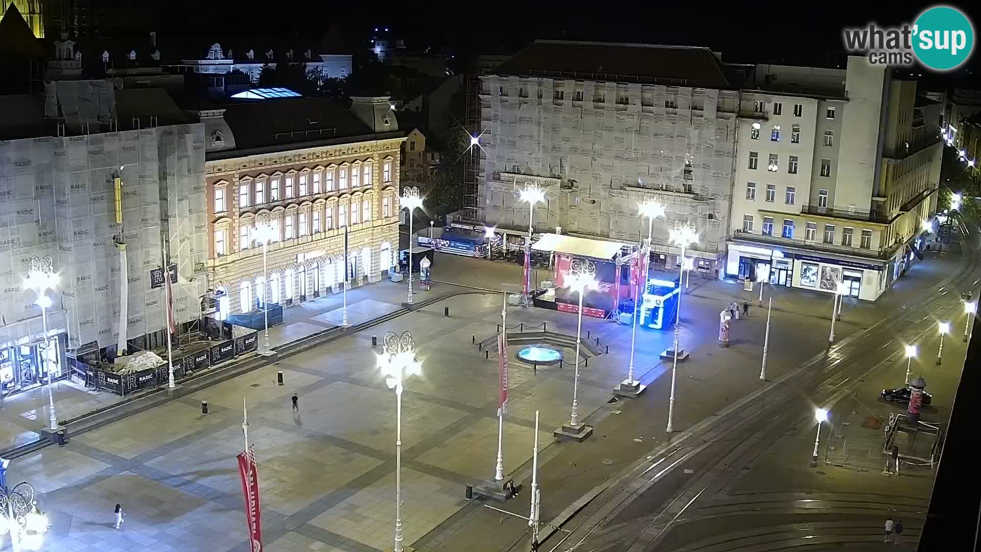 Trg Bana Jelačića v živo Zagreb – Hotel Dubrovnik