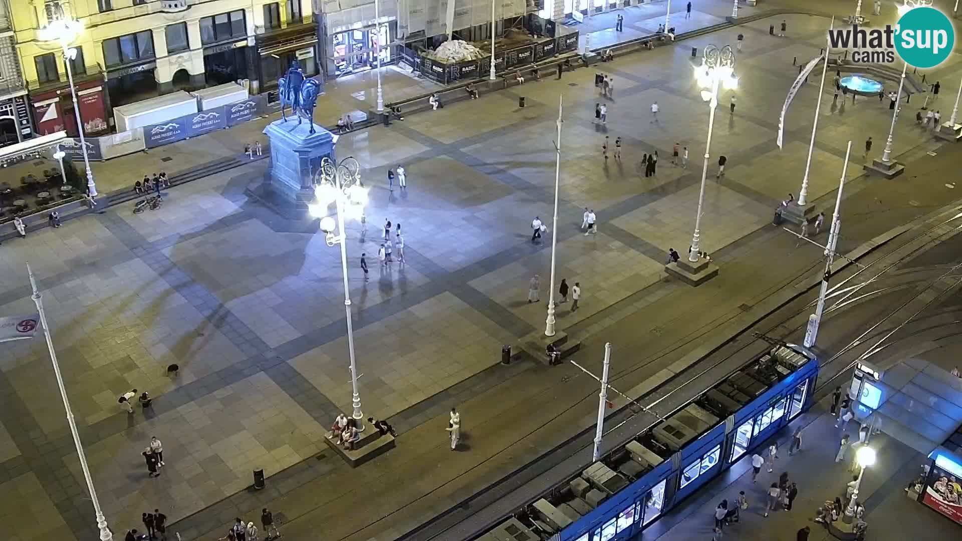 Trg Bana Jelačića web kamera Zagreb – Hotel Dubrovnik