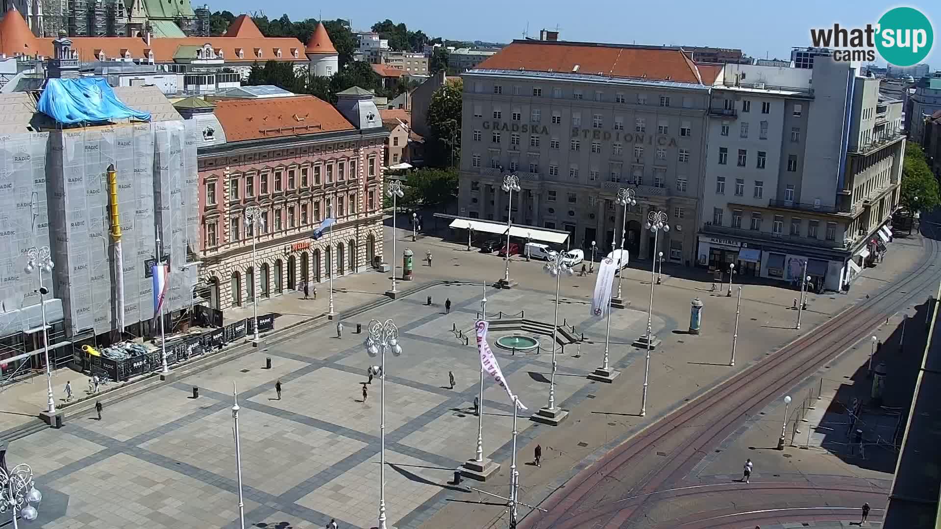 Trg Bana Jelačića web kamera Zagreb – Hotel Dubrovnik