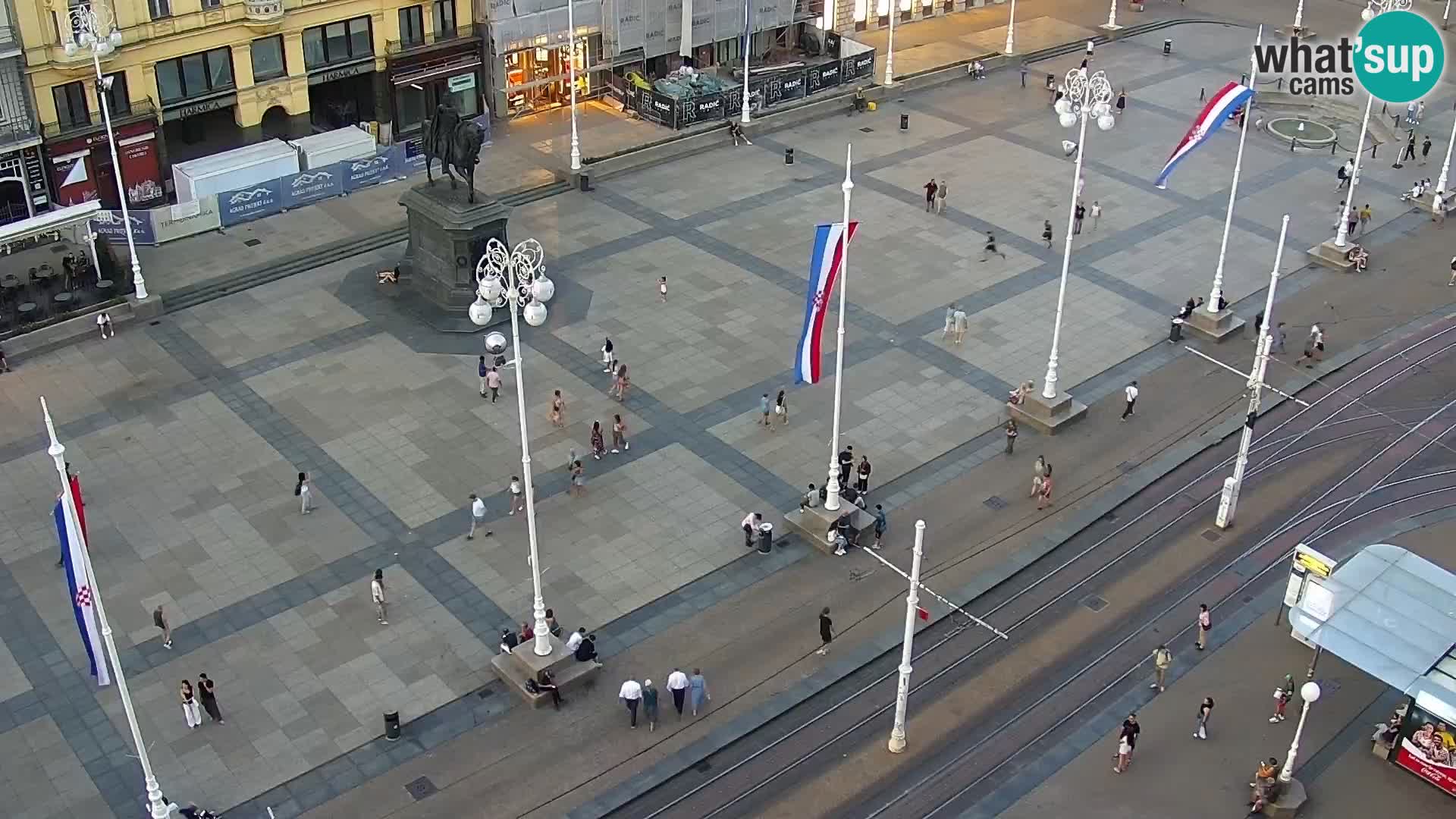 Ban Jelačić Platz  Live webcam Zagreb – Hotel Dubrovnik