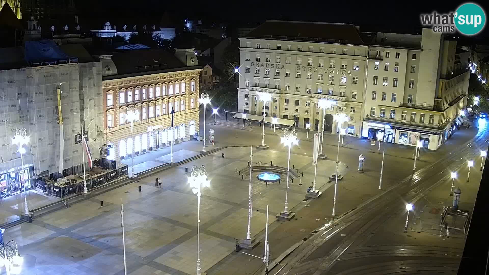 Trg Bana Jelačića web kamera Zagreb – Hotel Dubrovnik