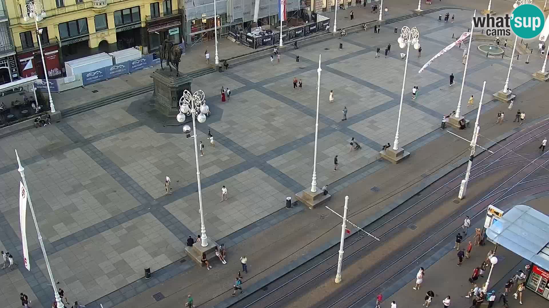 Trg Bana Jelačića v živo Zagreb – Hotel Dubrovnik