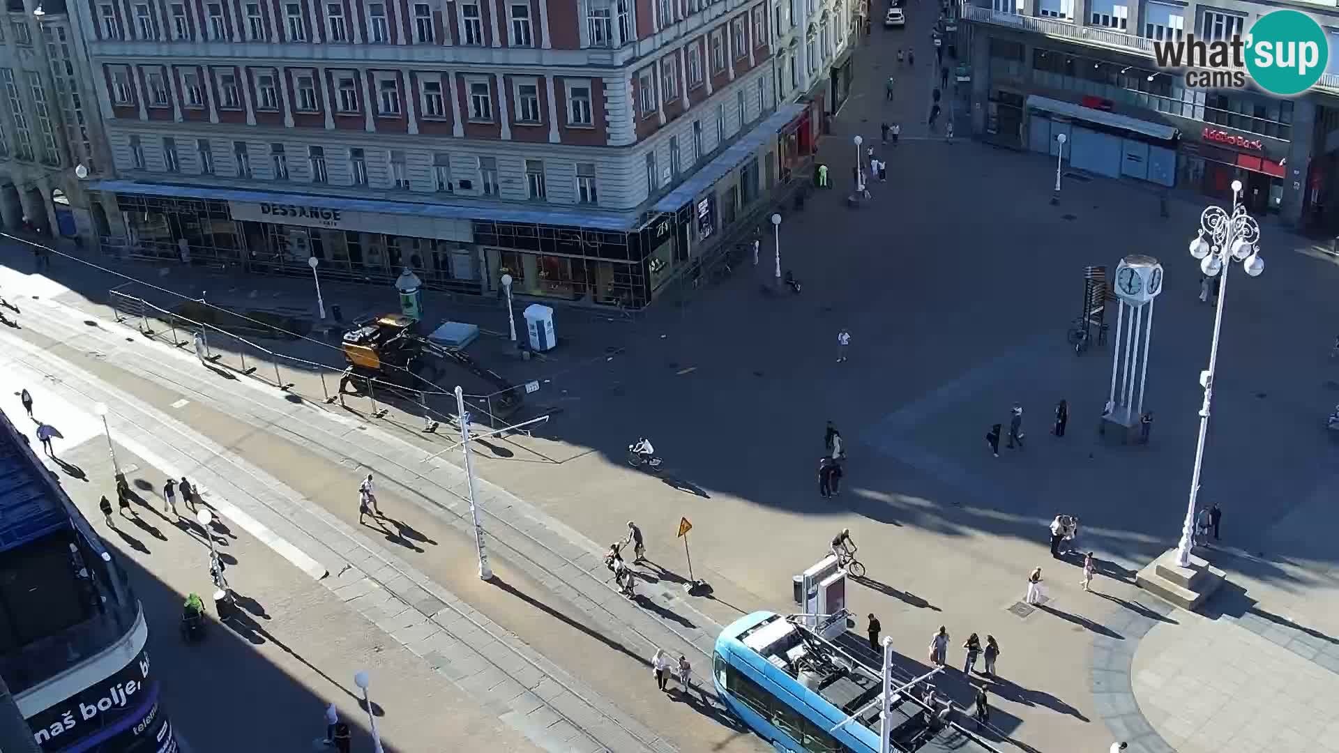 Ban Jelačić Platz  Live webcam Zagreb – Hotel Dubrovnik