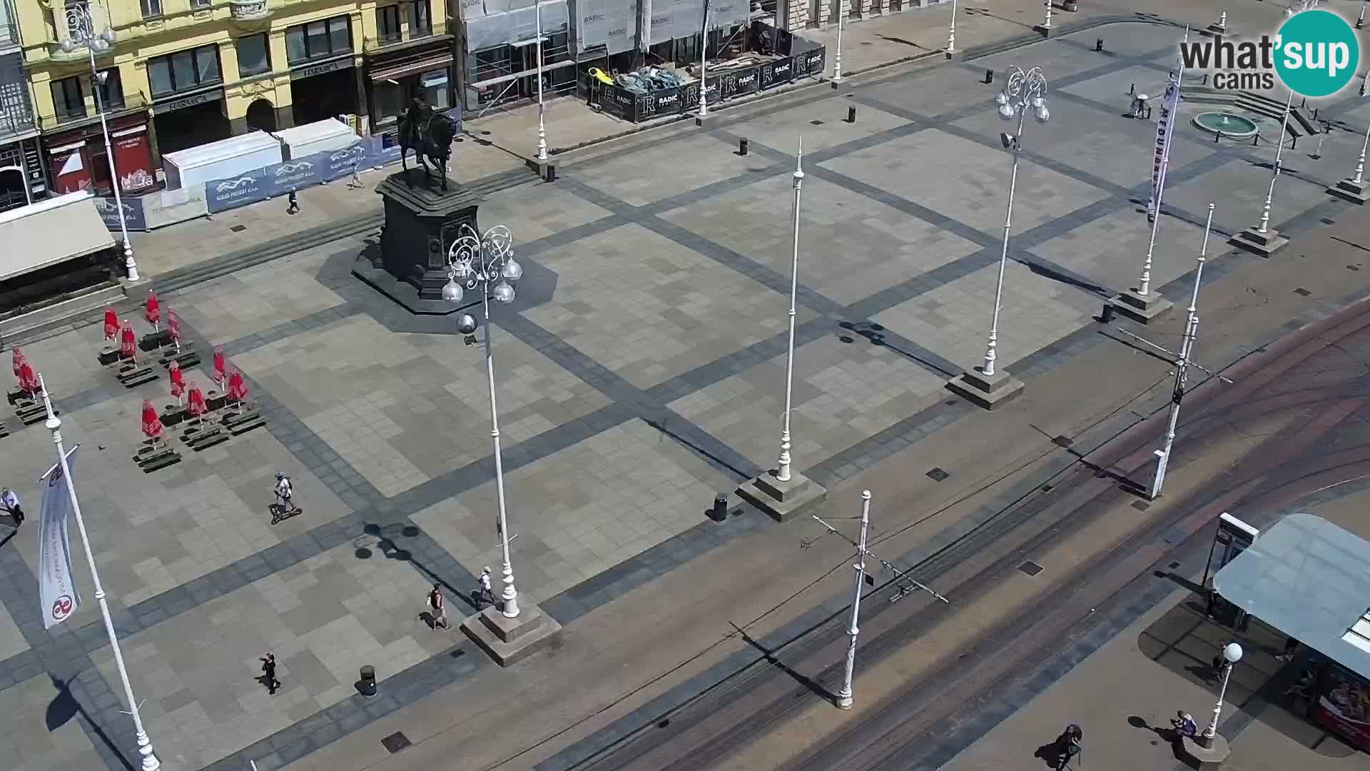 Ban Jelačić Platz  Live webcam Zagreb – Hotel Dubrovnik