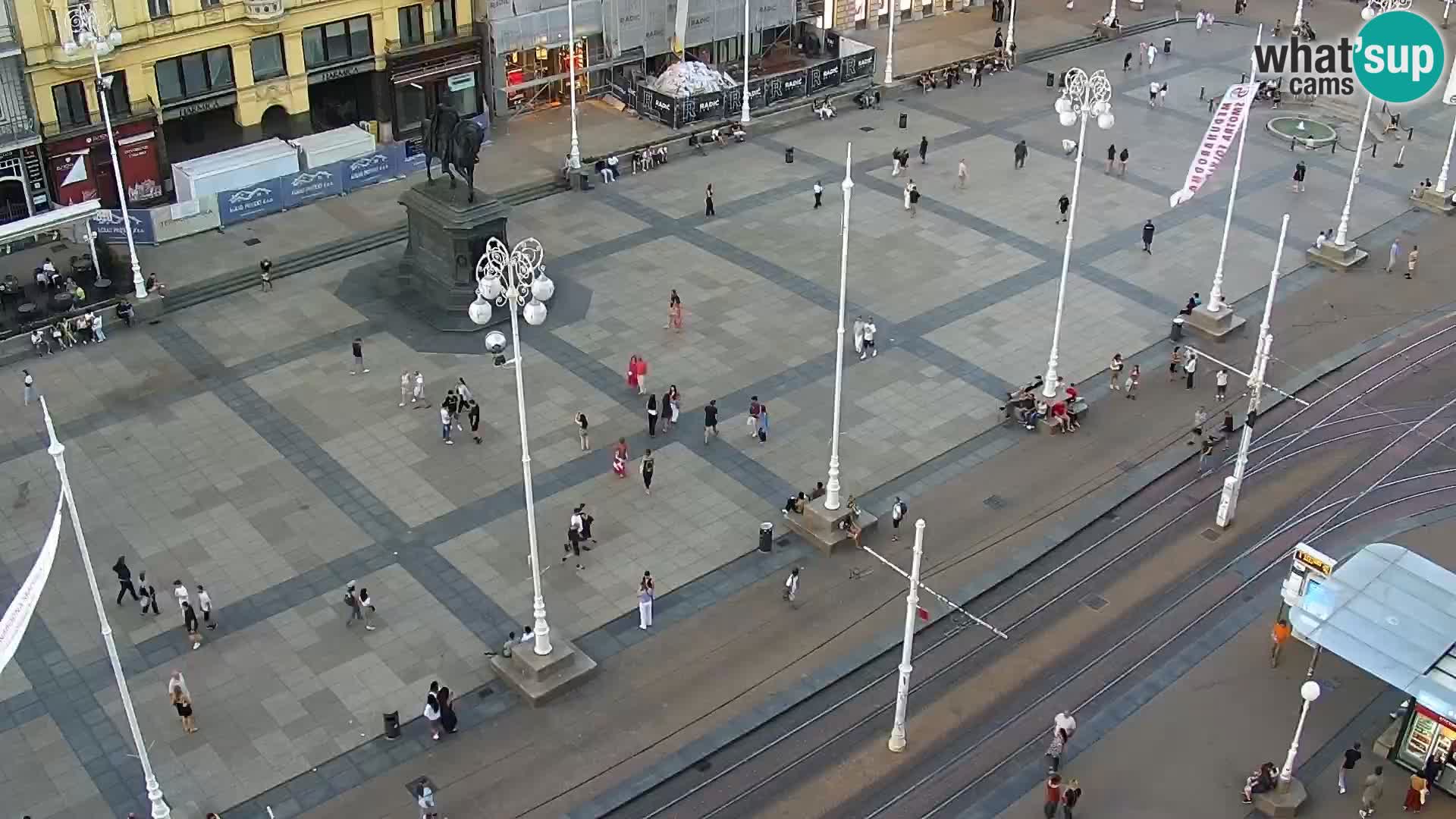 Ban Jelačić live cam Zagreb – Hotel Dubrovnik