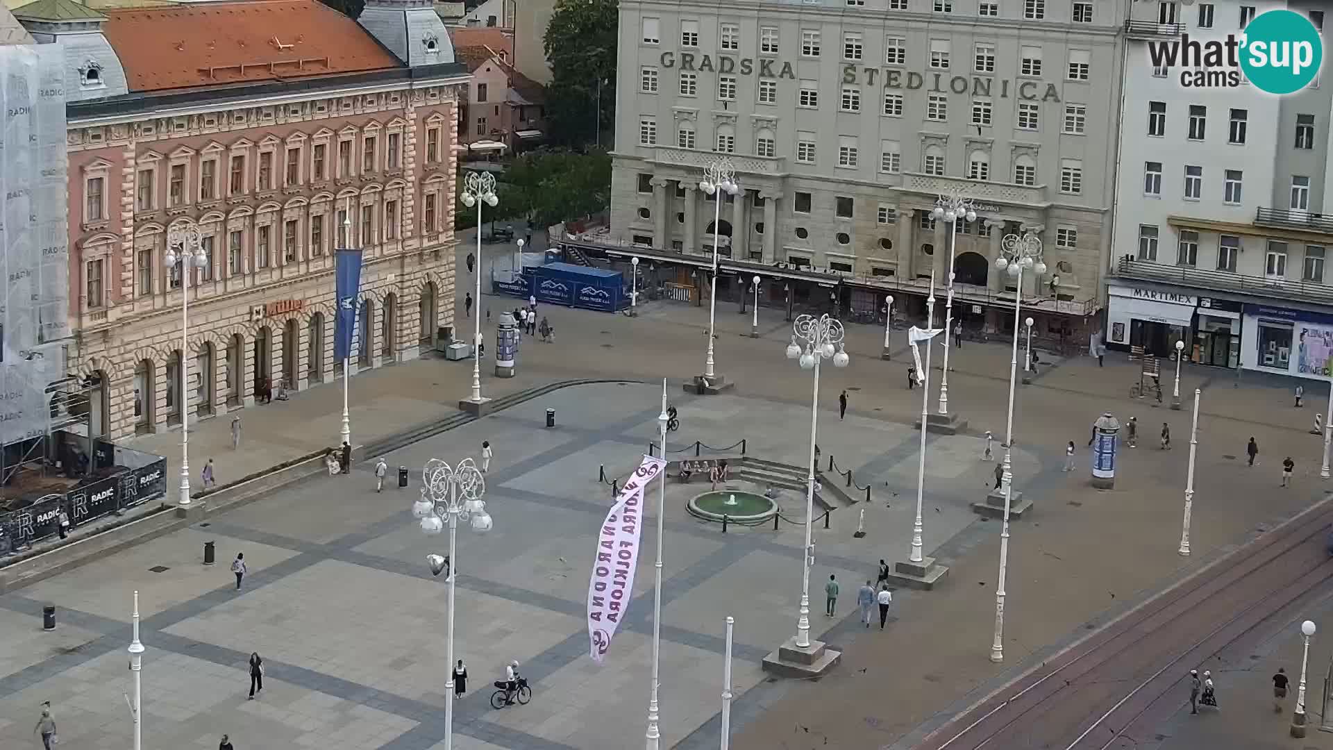 LIVE Webcam Zagreb Hotel Dubrovnik | Ban Jelačić square