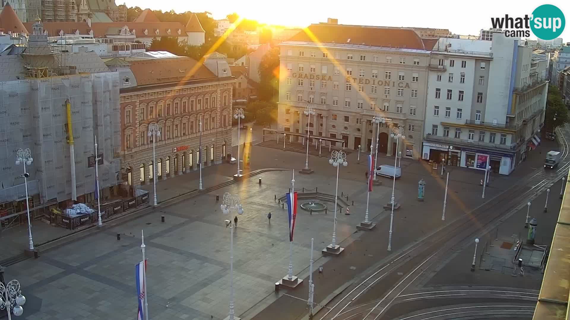 Ban Jelačić Platz Live webcam Zagreb – Hotel Dubrovnik
