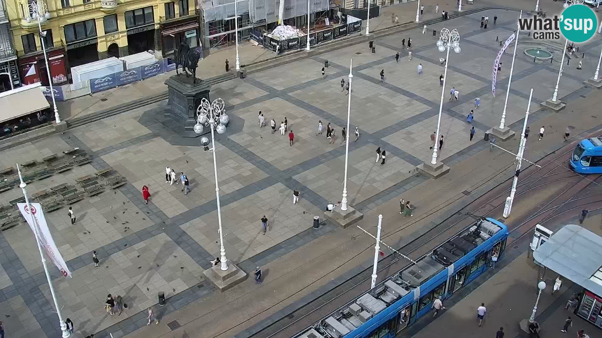 Ban Jelačić live cam Zagreb – Hotel Dubrovnik