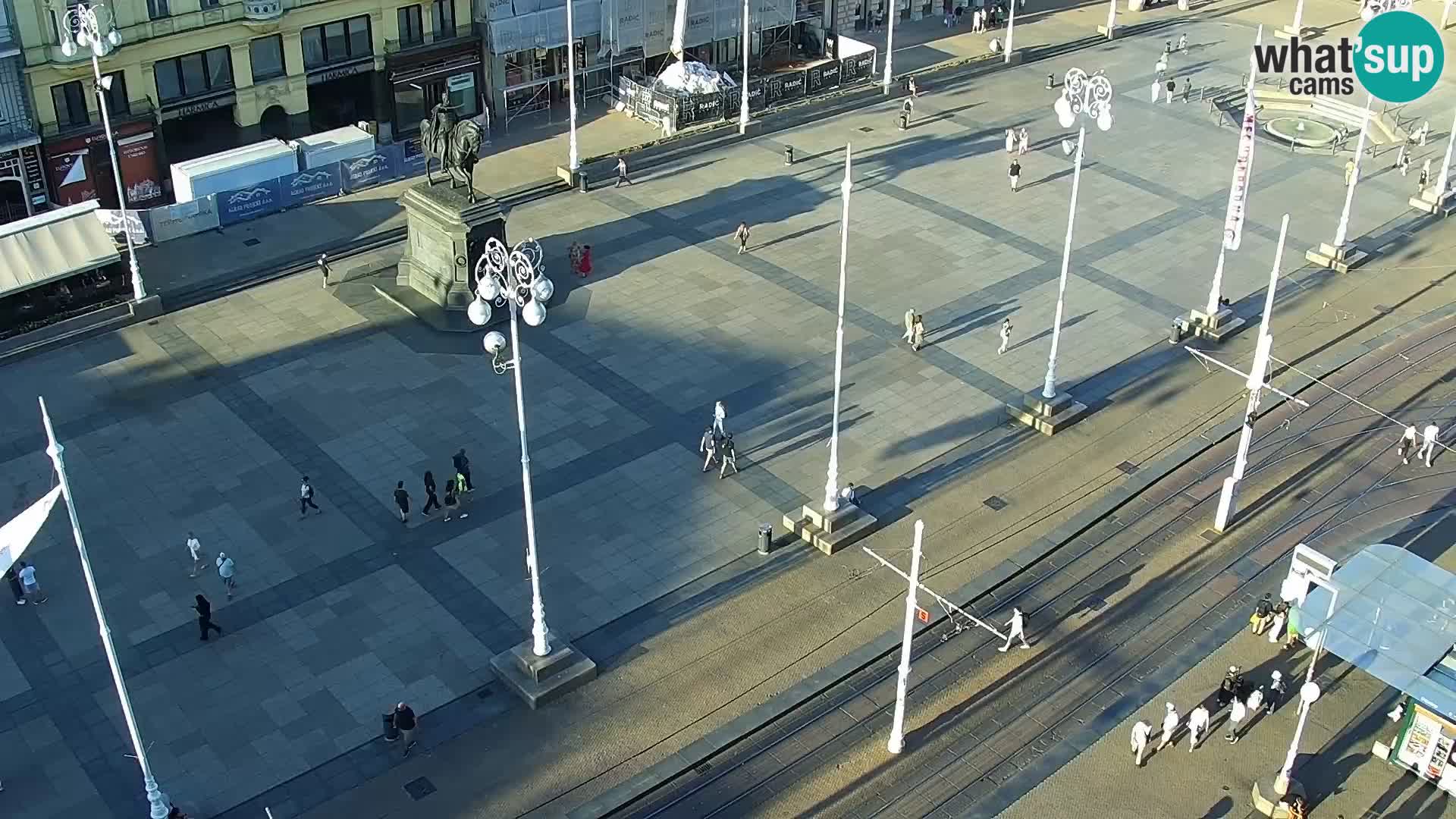 Ban Jelačić Platz  Live webcam Zagreb – Hotel Dubrovnik