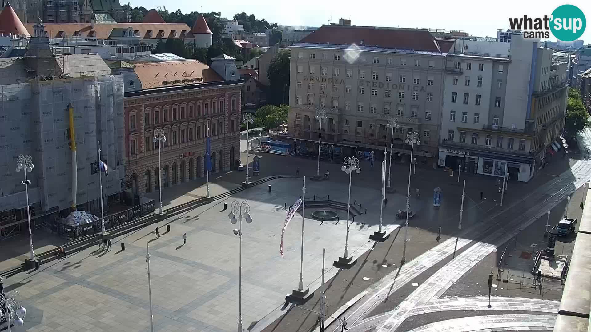 Piazza Ban Jelačić livecam Zagreb – Hotel Dubrovnik