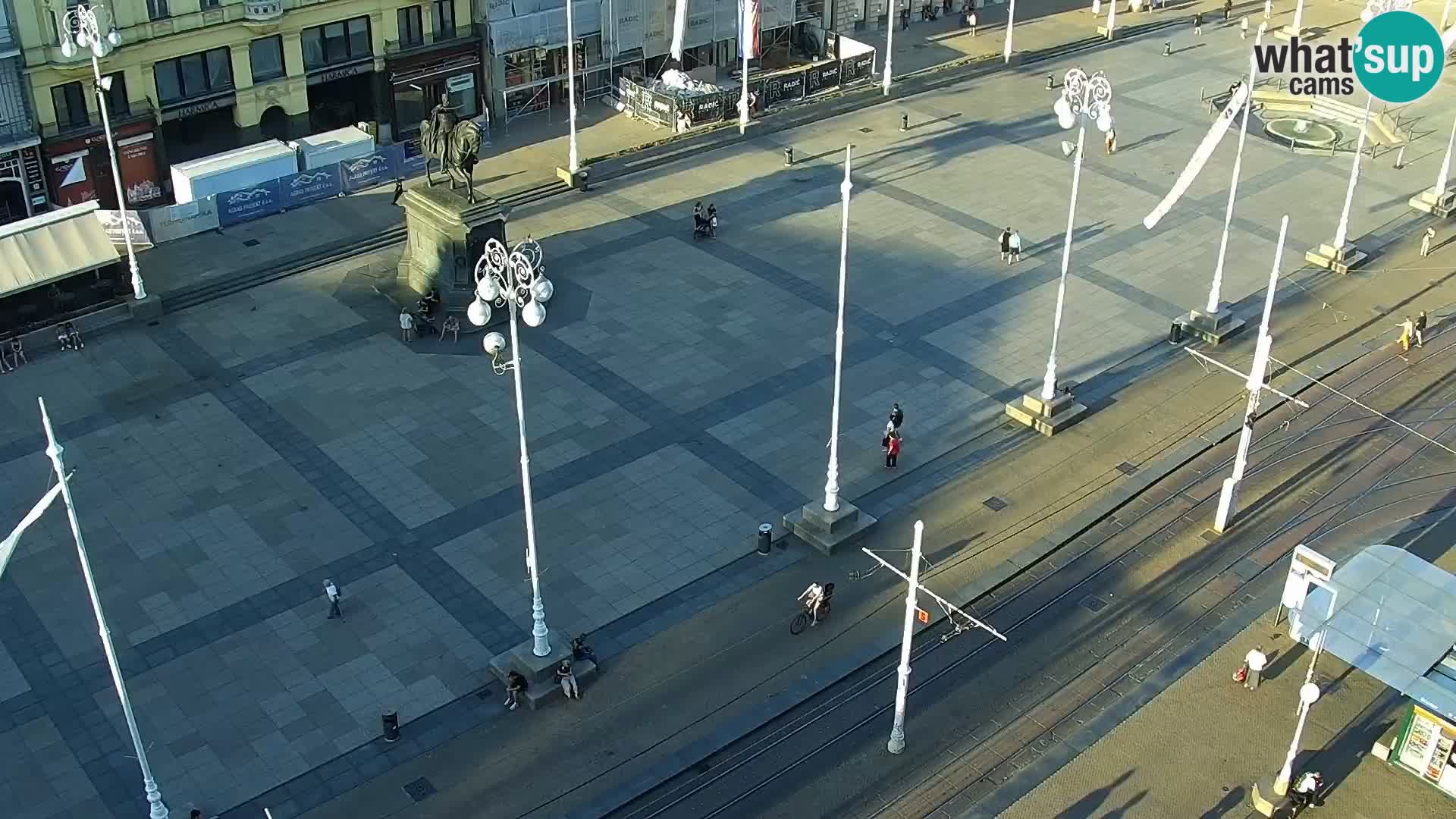 Piazza Ban Jelačić livecam Zagreb – Hotel Dubrovnik