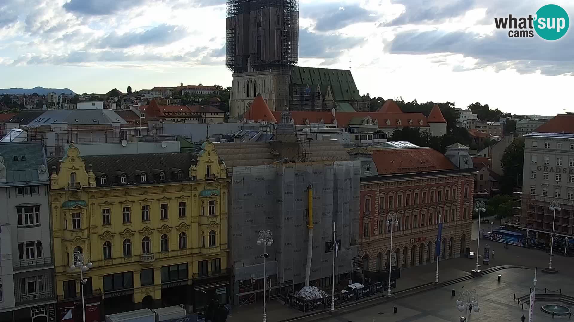 Ban Jelačić live cam Zagreb – Hotel Dubrovnik